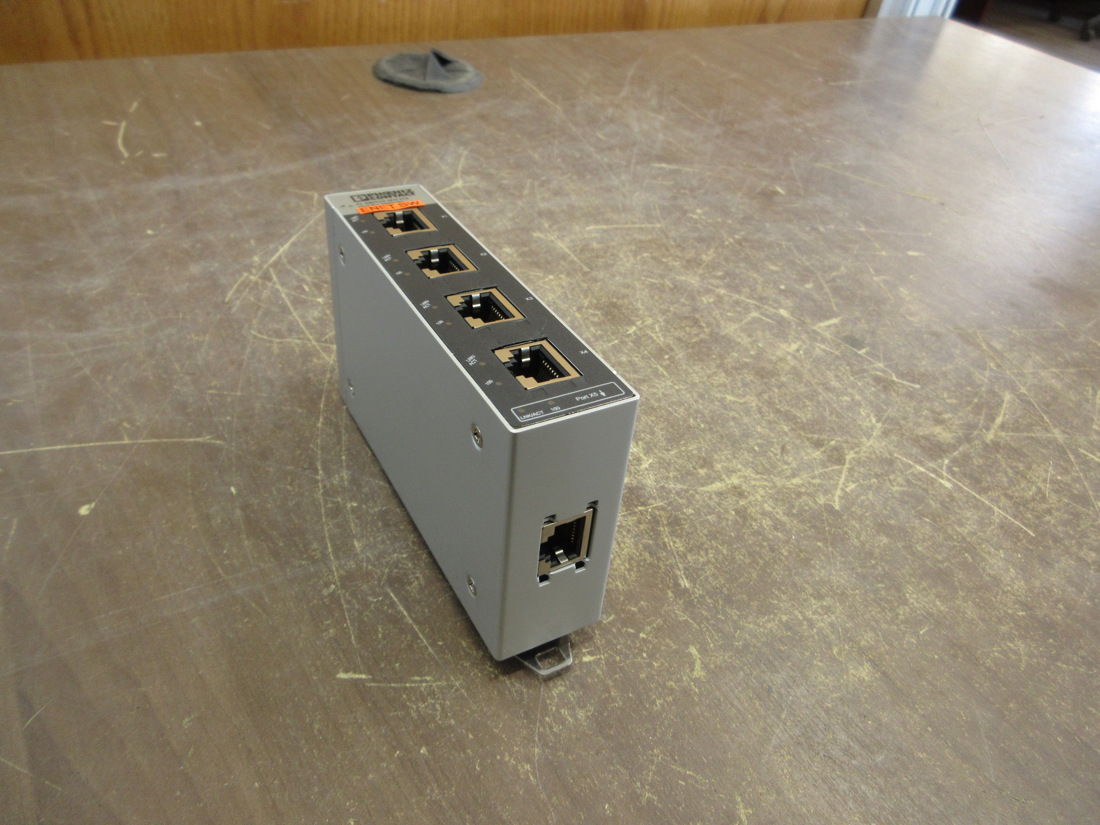 Phoenix Contact FL Switch 2891152 HW: 14 SFN 5TX Used
