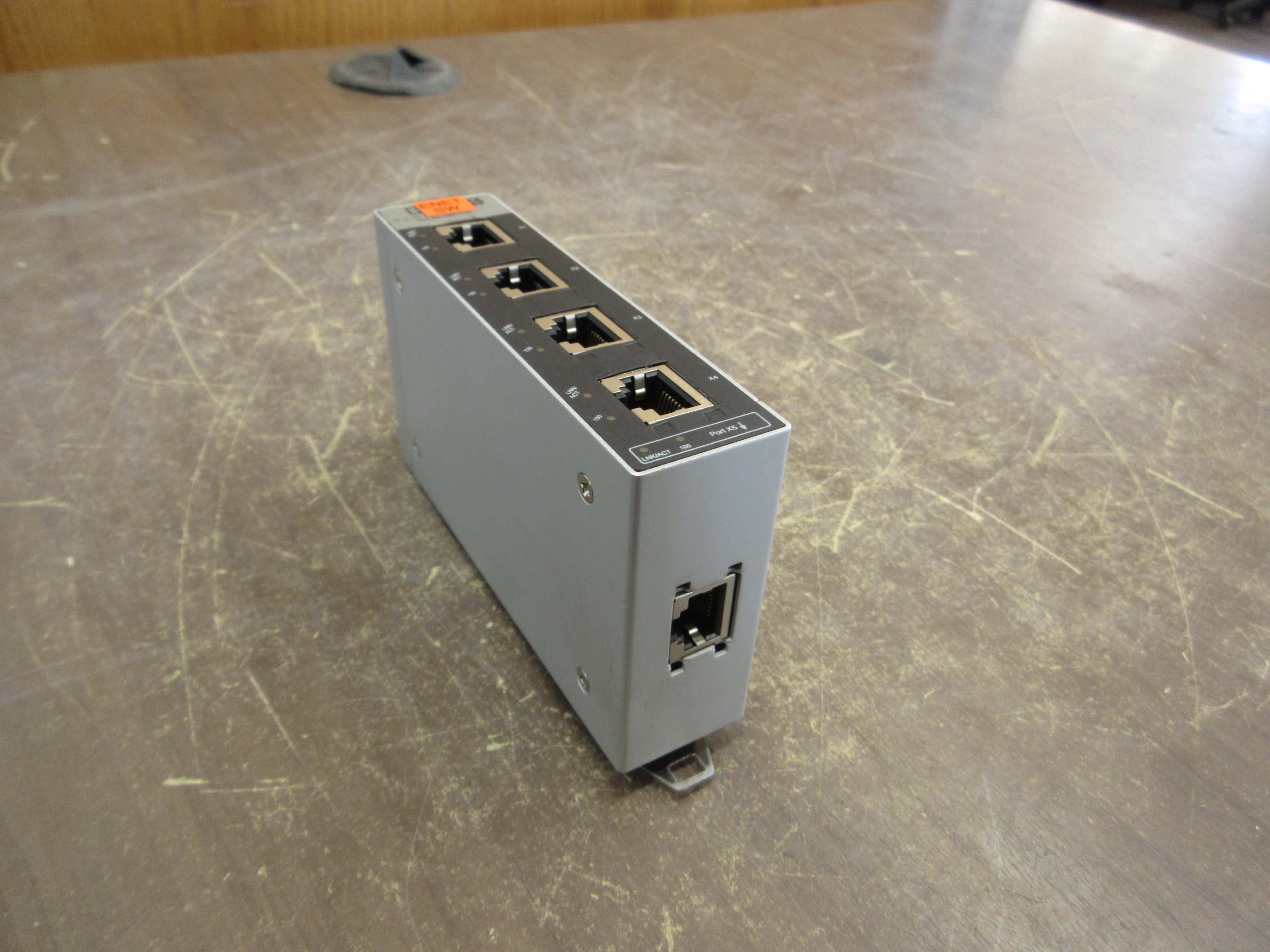 Phoenix Contact FL Switch 2891152 HW: 13 SFN 5TX Used