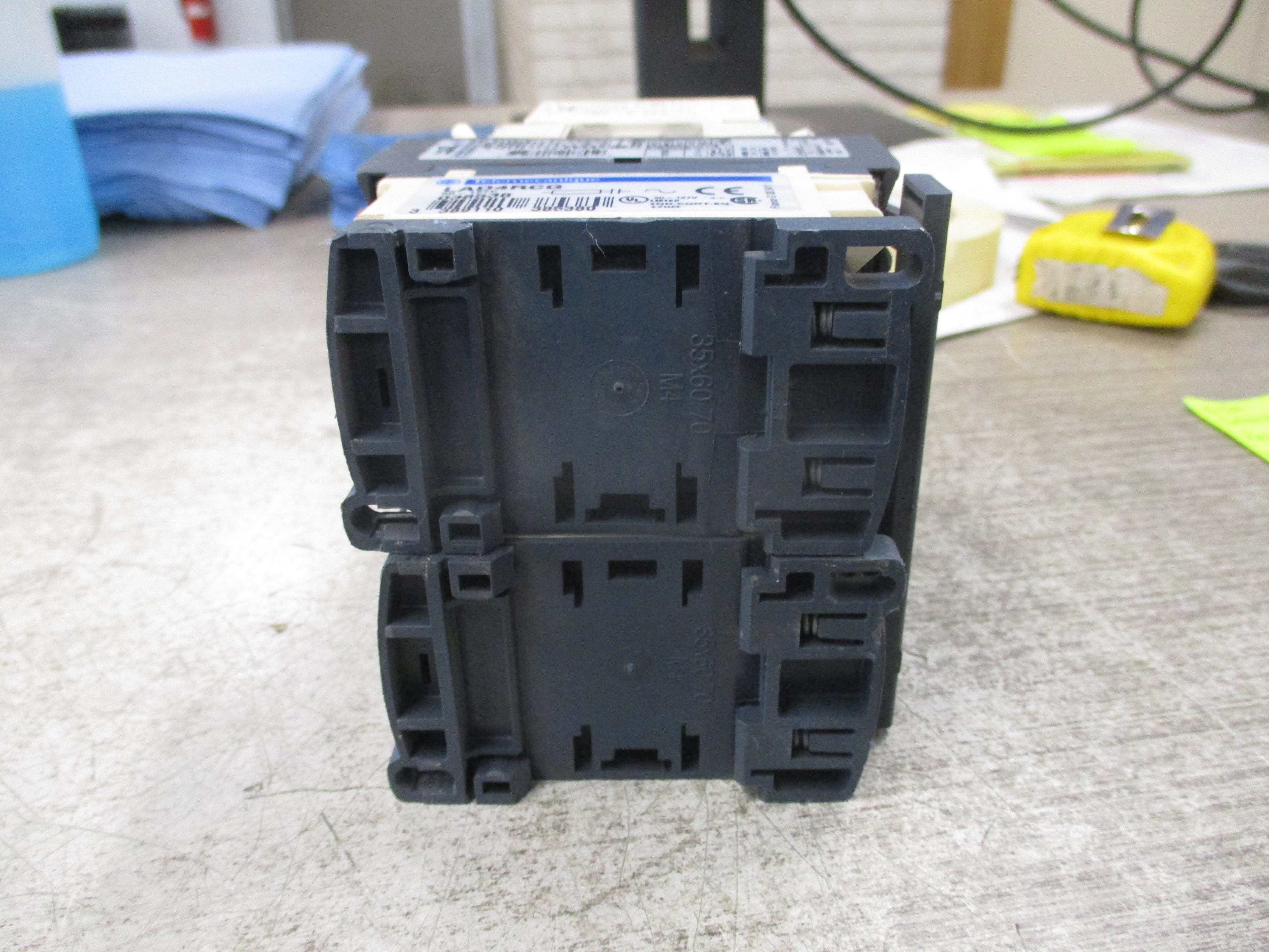 Telemecanique Revering Contactor LC1D32 120V Coil 50A 600V (2) Aux Contact Block