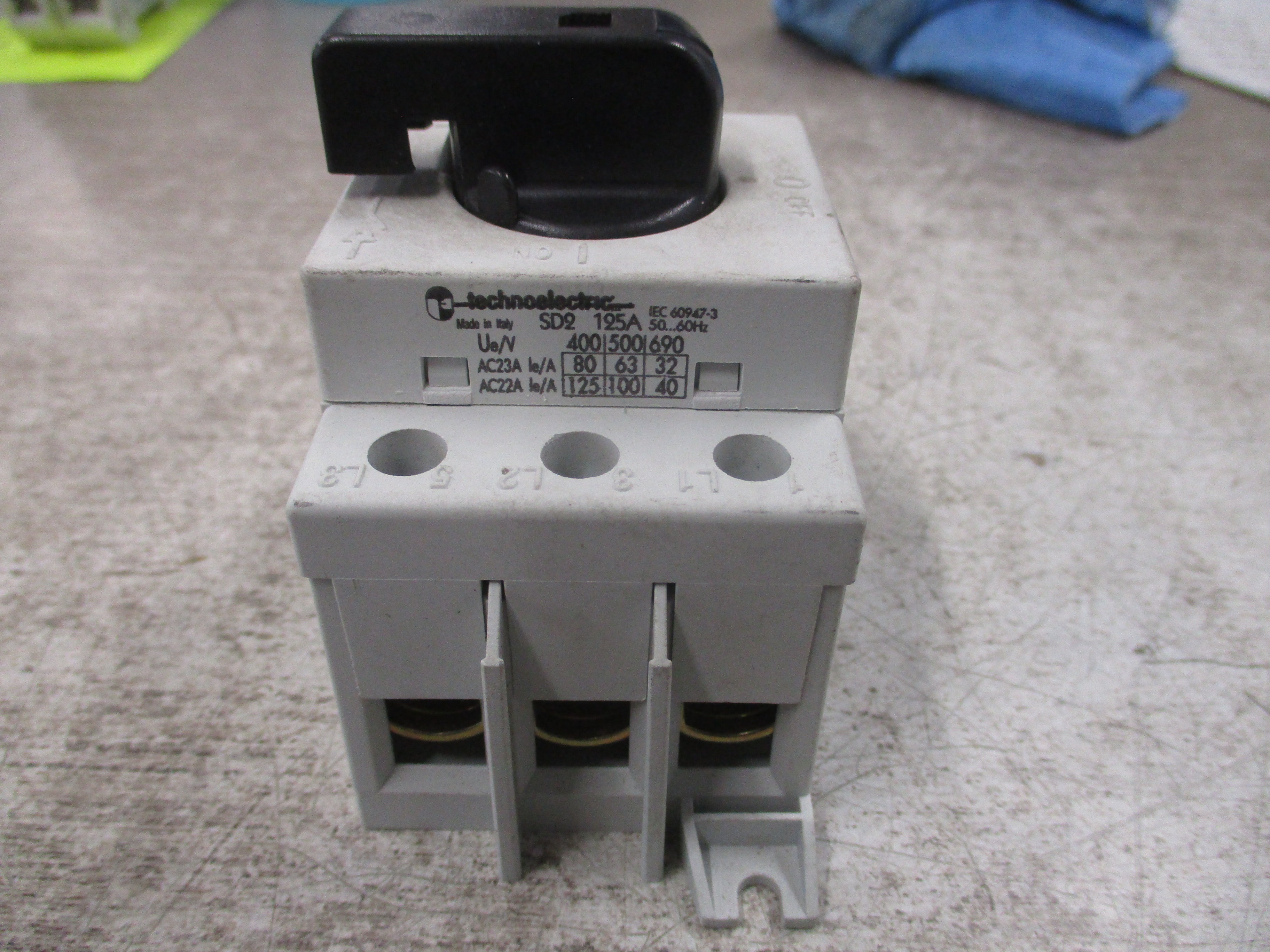 Technoelectric Disconnect Switch SD2-125-BR 125A 600V 3P Used