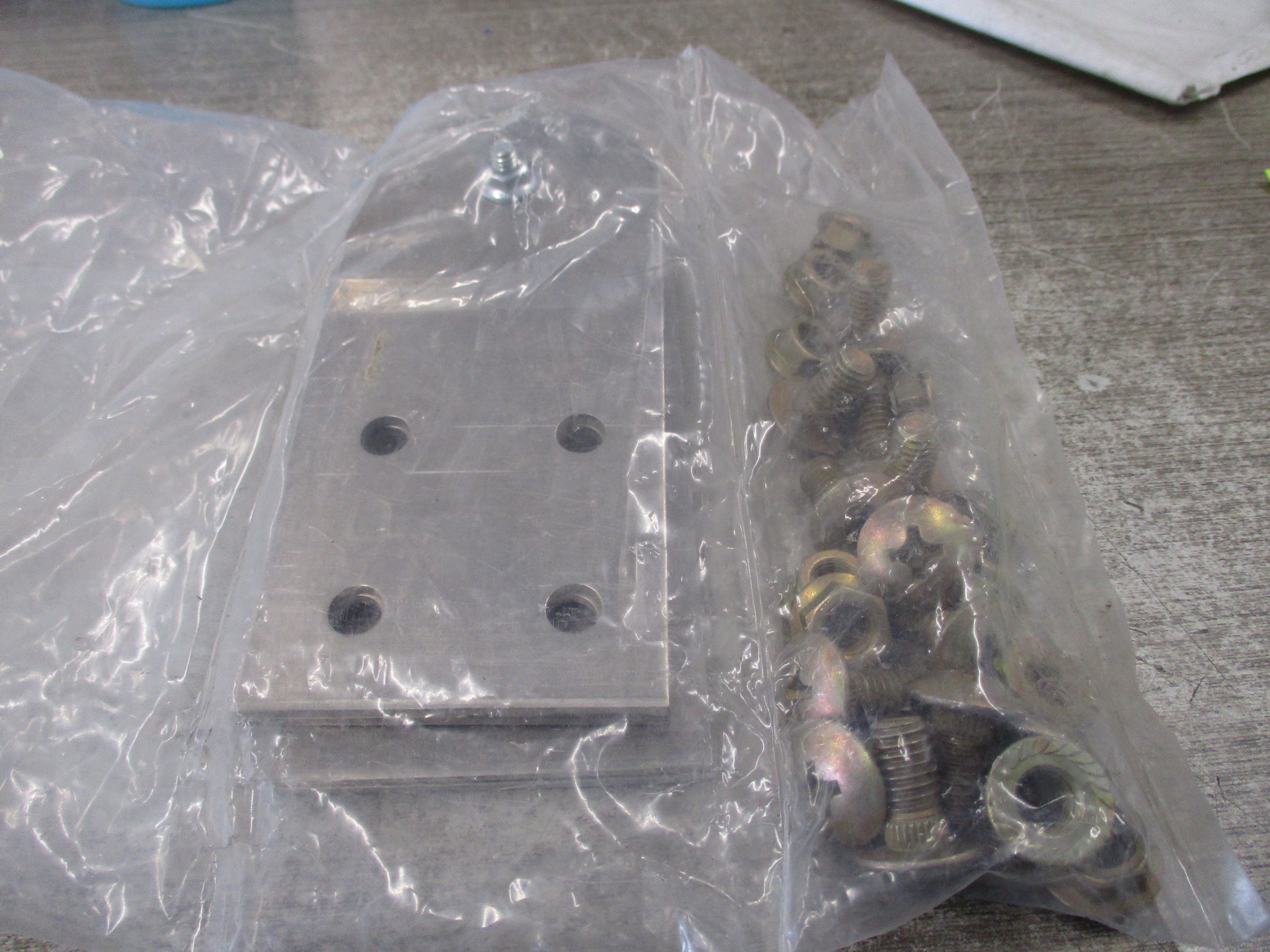Legrand Vert. Adj. Conn Kit 4A2-1307-CD *No Box* New Surplus