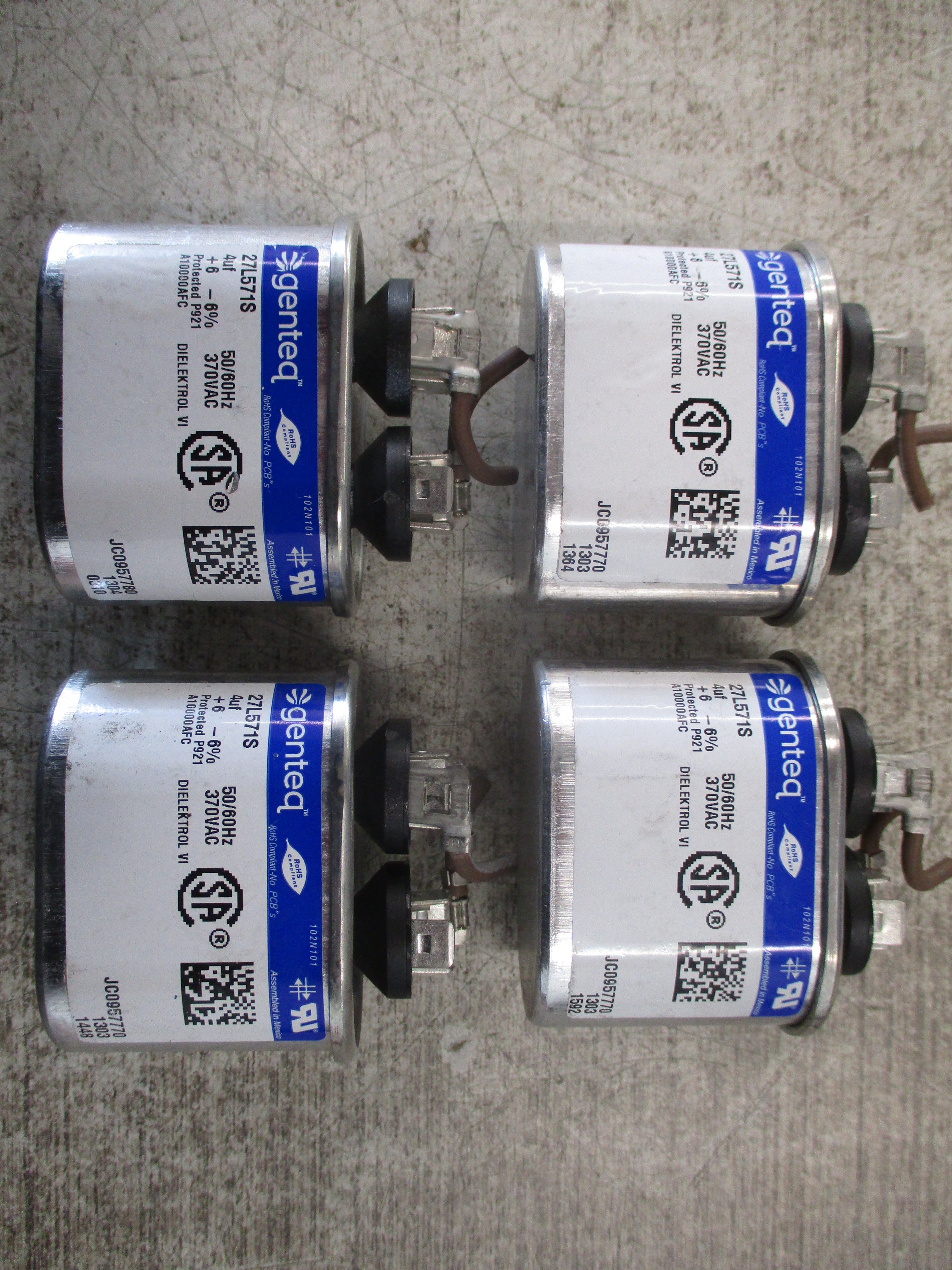 Genteq Capacitor 27L571S 4uf 370V 50/60Hz *Lot of 4* Used