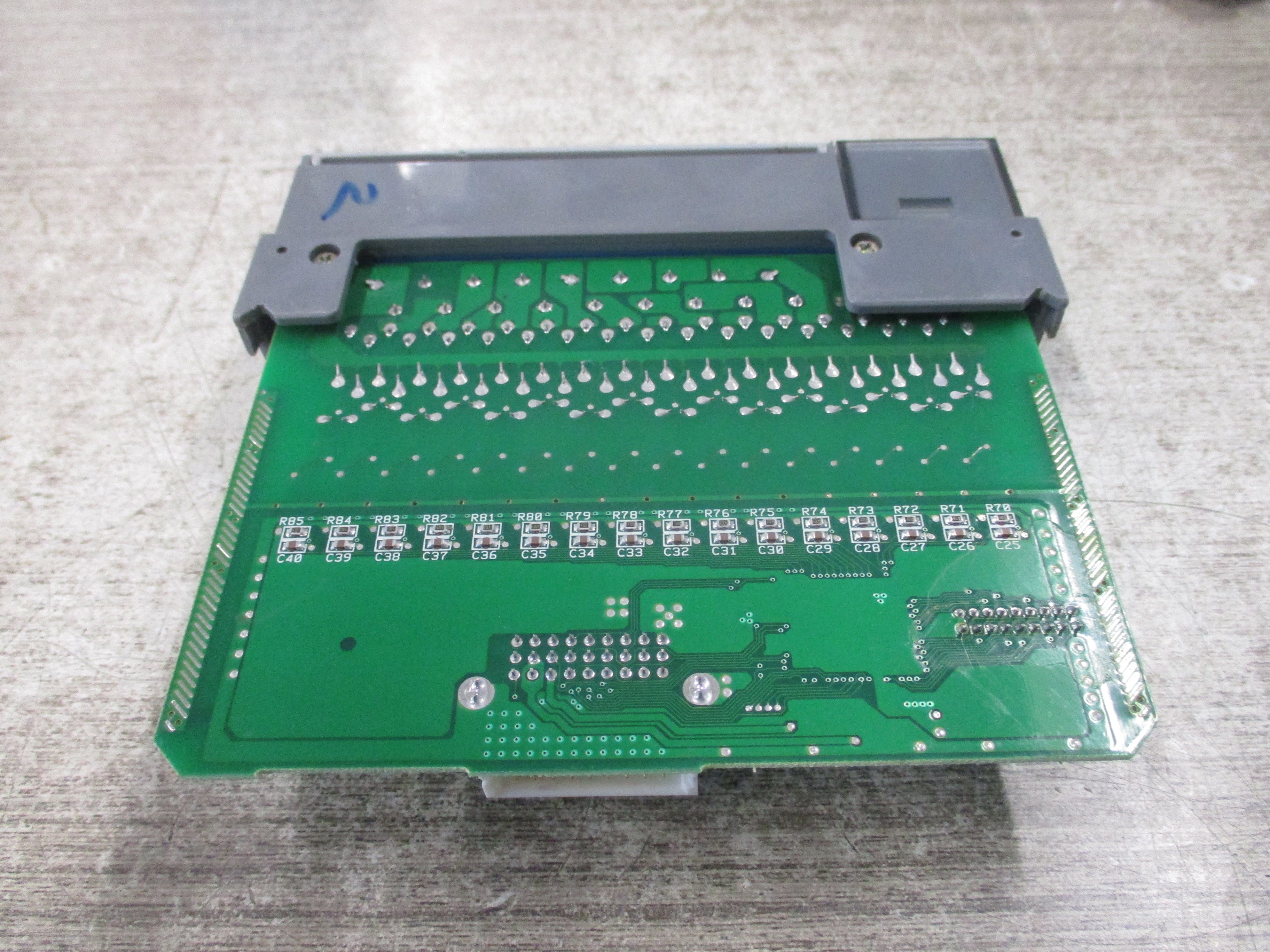 Allen-Bradley SLC 500 Input Module 1746-IV16 Ser. C 10-30VDC Used