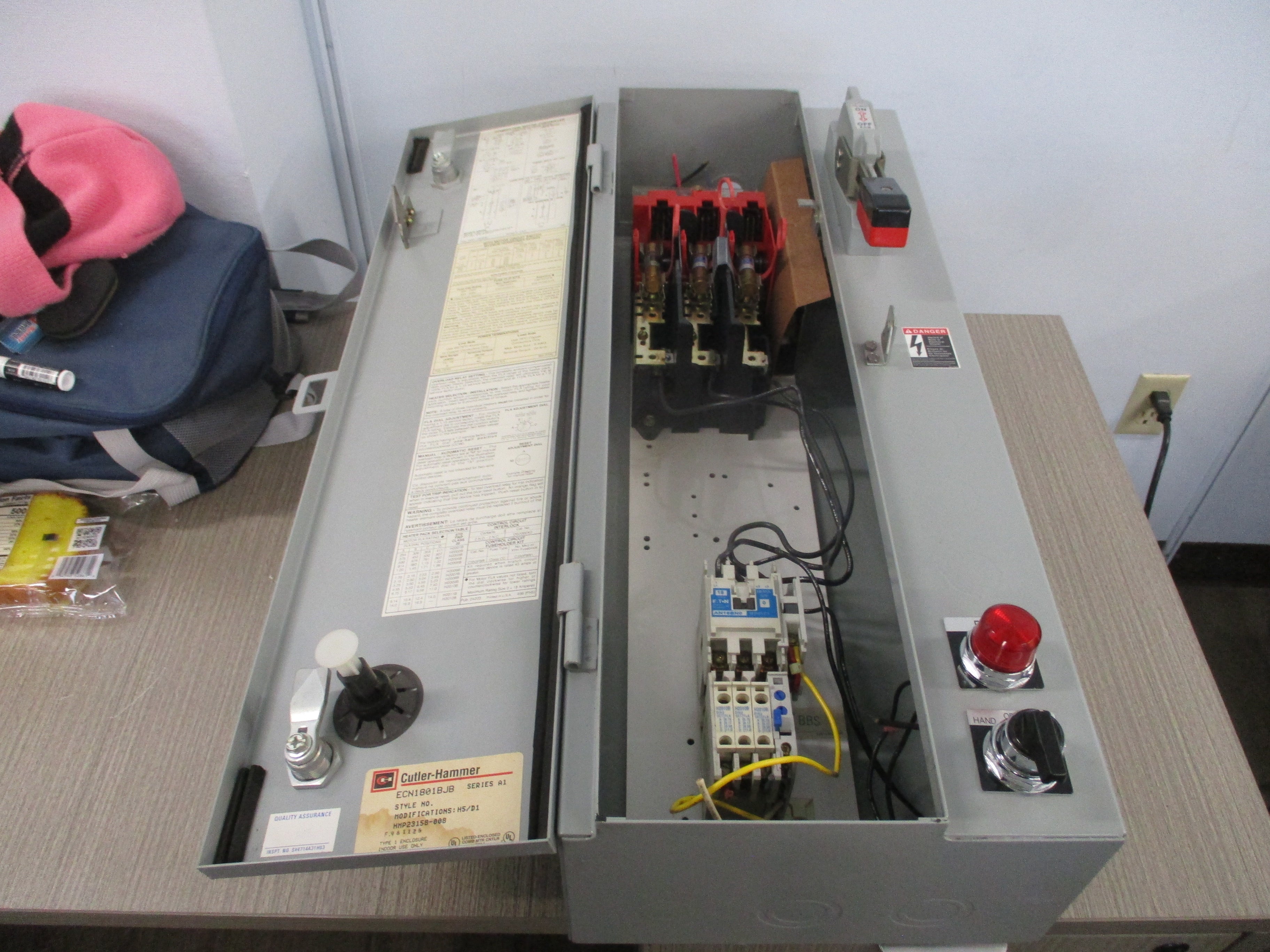 Cutler-Hammer Fusible Size 0 Combination ECN1801BJB Ser. A1 Used