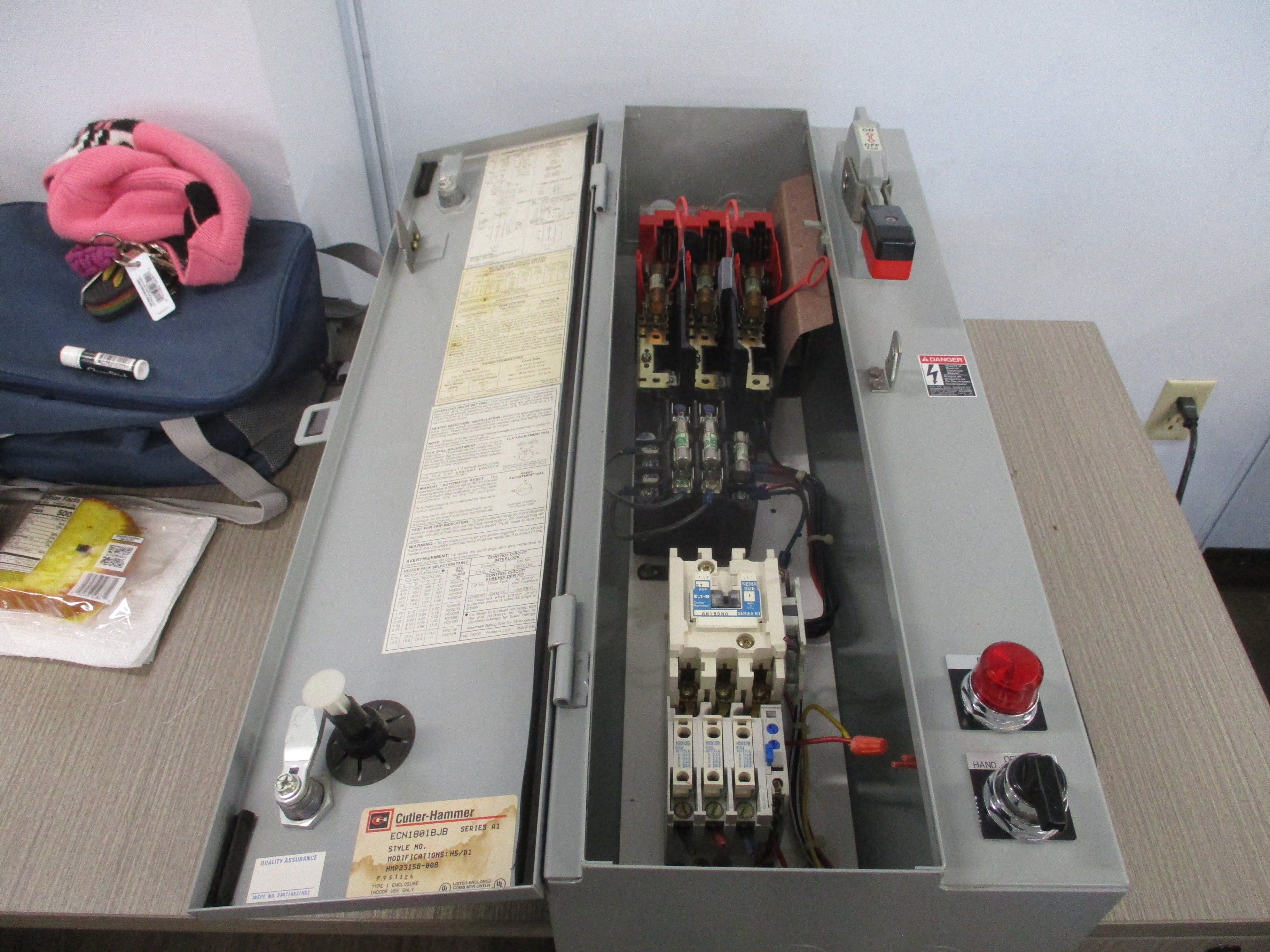 Cutler-Hammer Fusible Size 1 Combination ECN1801BJB Ser. A1 Used