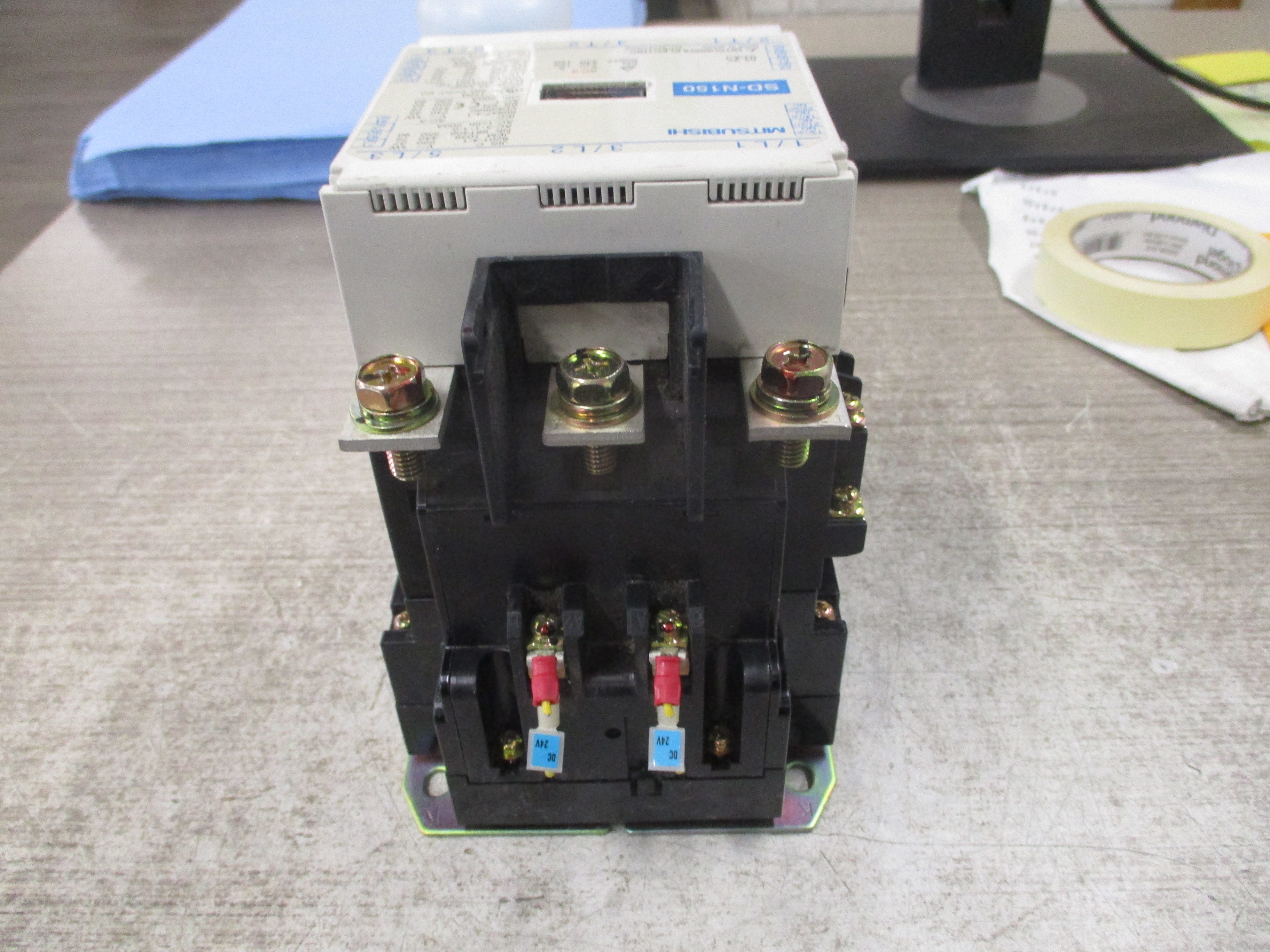 Mitsubishi Contactor SD-N150 24VDC Coil 150A 600V 3P Used