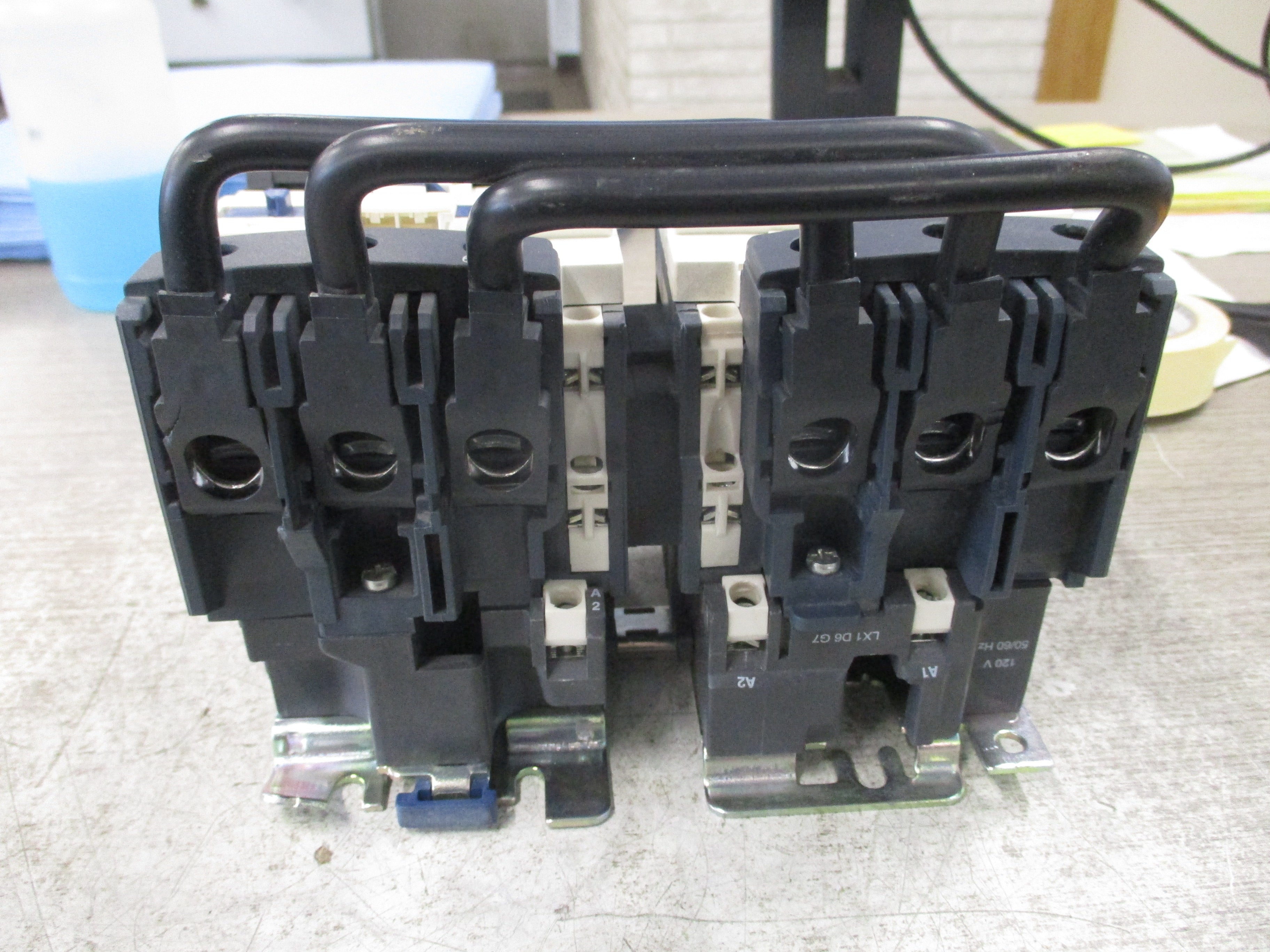 Schneider Electric Reversing Contactor LC2D80 120V Coil 110A 600V Used