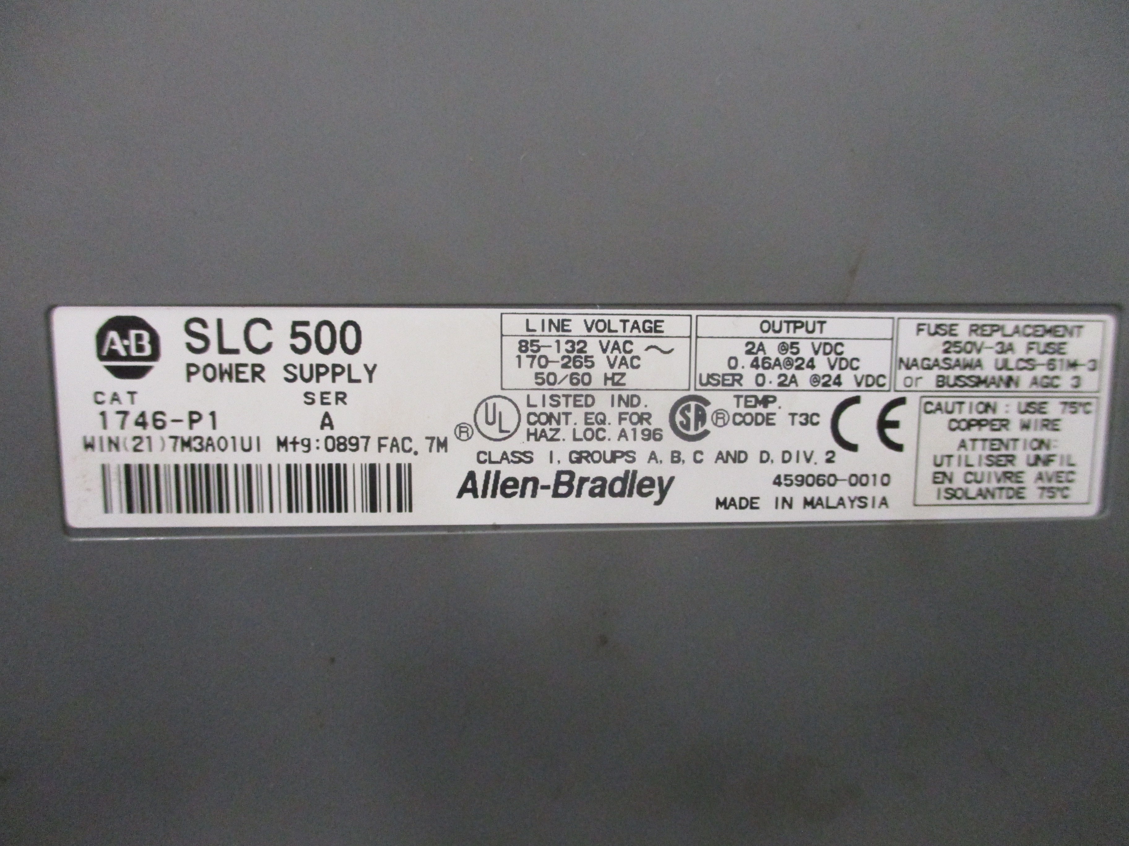 Allen-Bradley SLC 500 PLC Rack w/ Power Supply 1746-A7 / 1746-P1 7-Slot