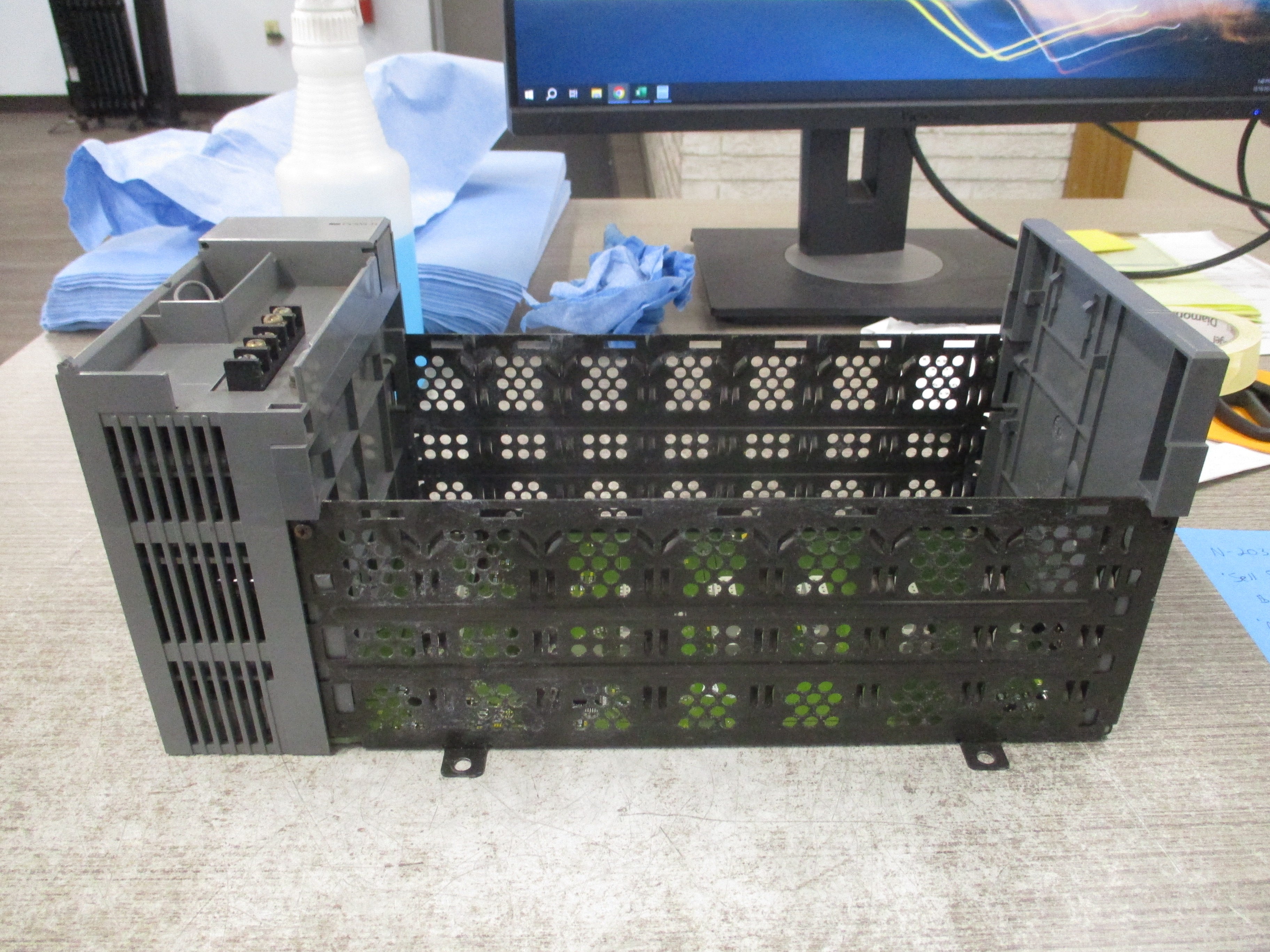 Allen-Bradley SLC 500 PLC Rack w/ Power Supply 1746-A7 / 1746-P1 7-Slot