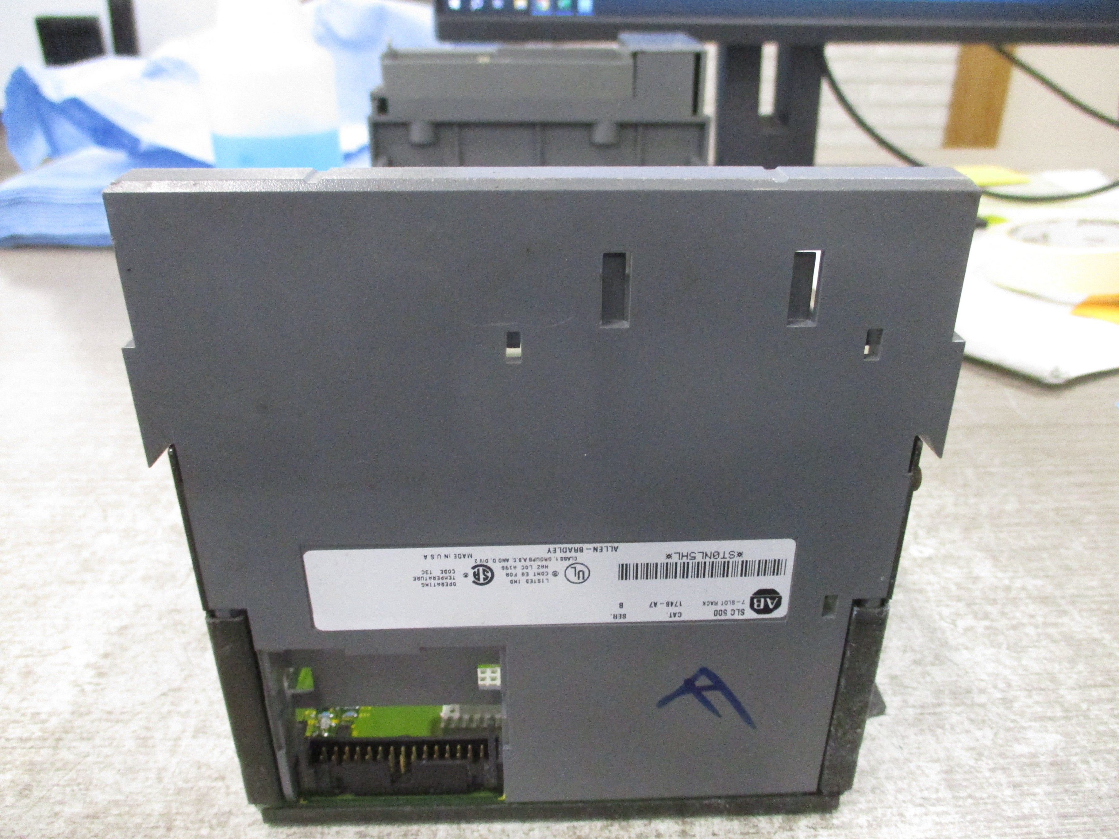 Allen-Bradley SLC 500 PLC Rack w/ Power Supply 1746-A7 / 1746-P1 7-Slot
