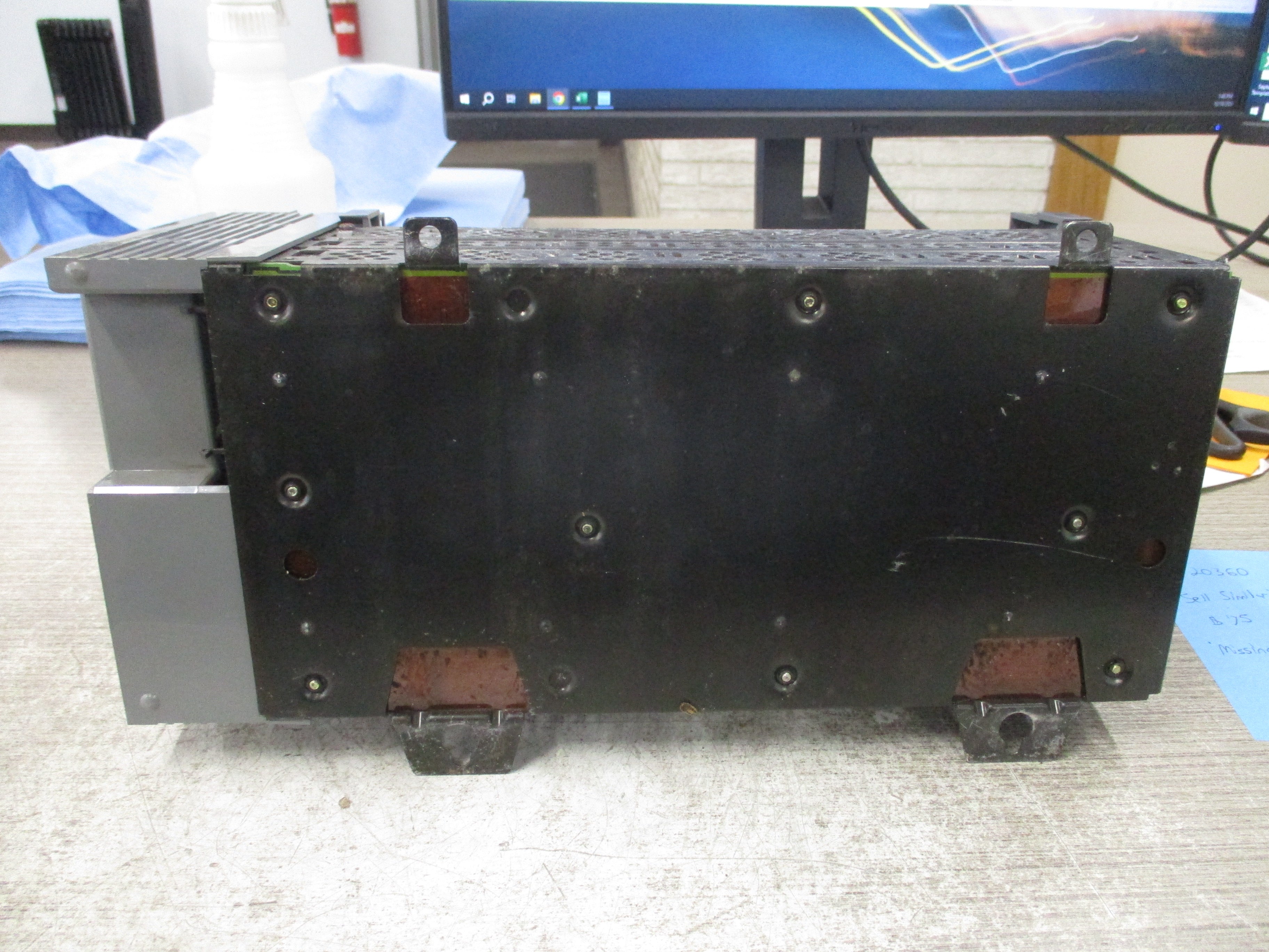 Allen-Bradley SLC 500 PLC Rack w/ Power Supply 1746-A7 / 1746-P1 7-Slot