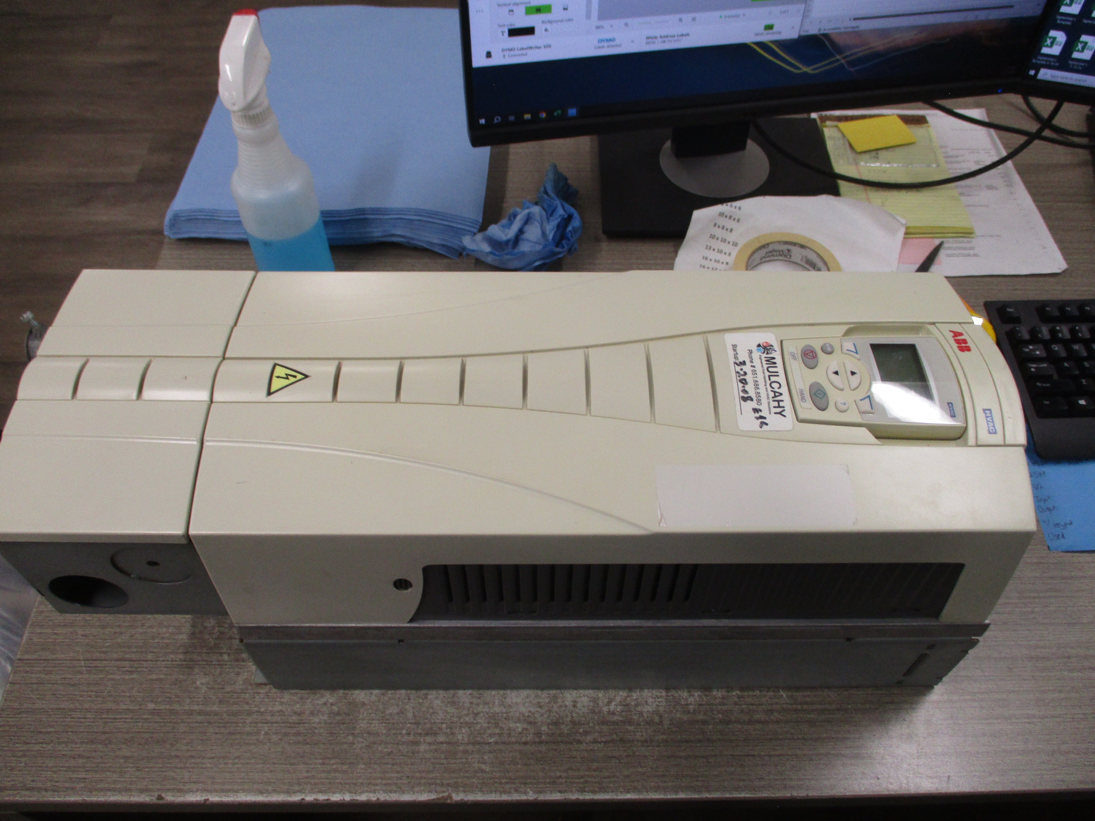 ABB ACH550 AC Drive ACH550-UH-038A-4 25HP 3Ph Input: 3PH 48-63Hz 380-480VAC 38A
