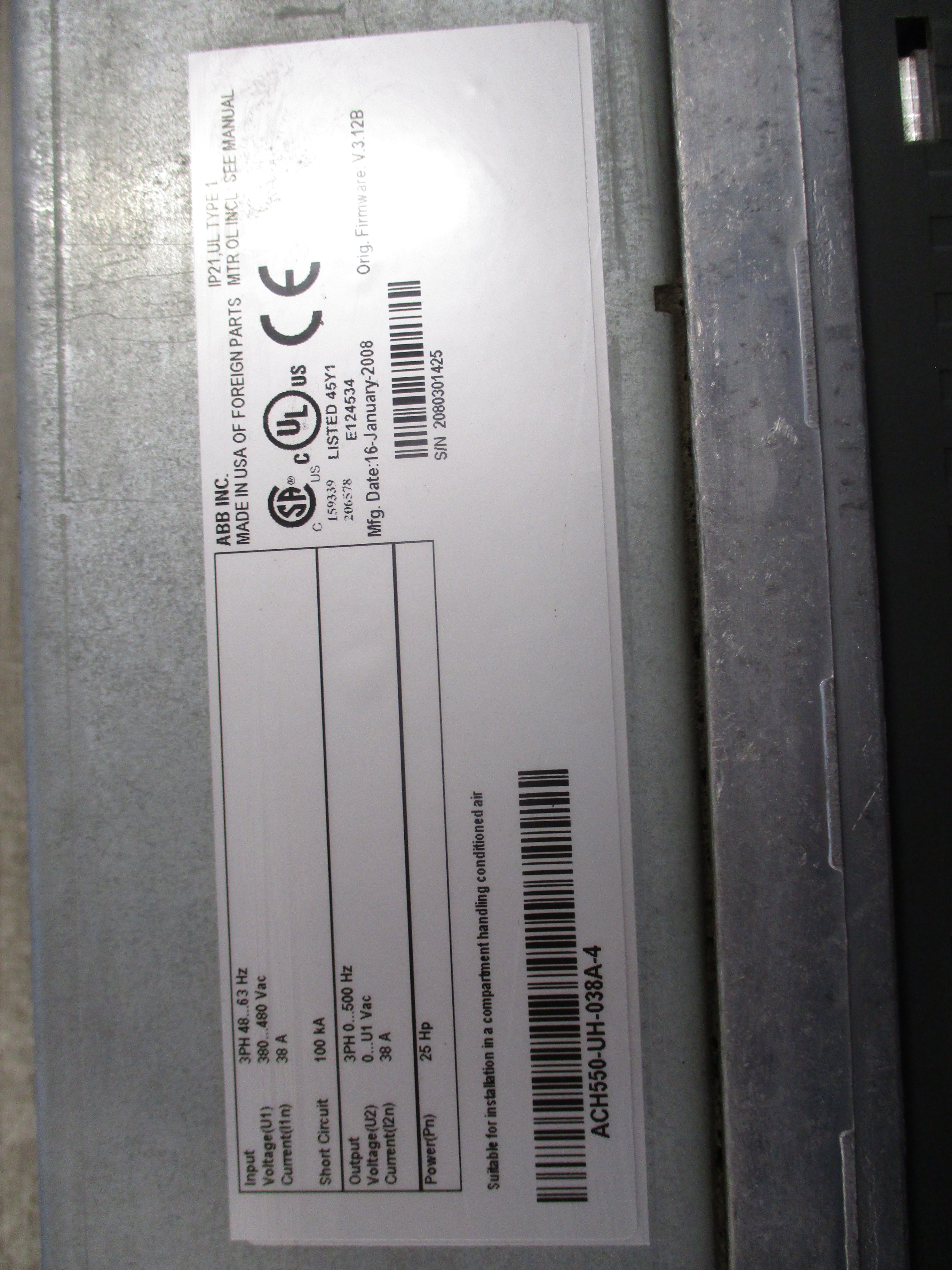 ABB ACH550 AC Drive ACH550-UH-038A-4 25HP 3Ph Input: 3PH 48-63Hz 380-480VAC 38A