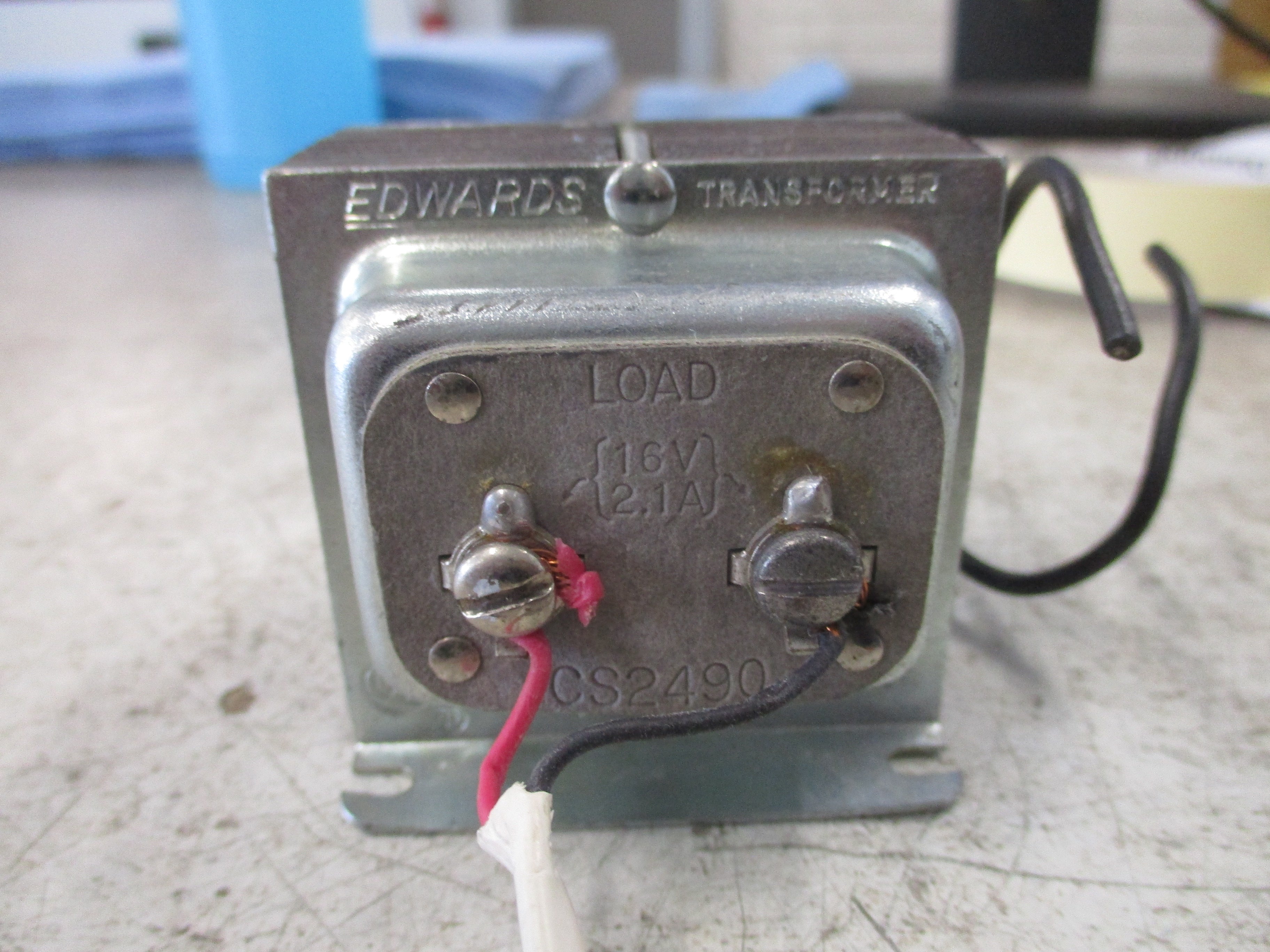 Edwards Transformer CS2490 Pri: 120V Sec: 16V Used