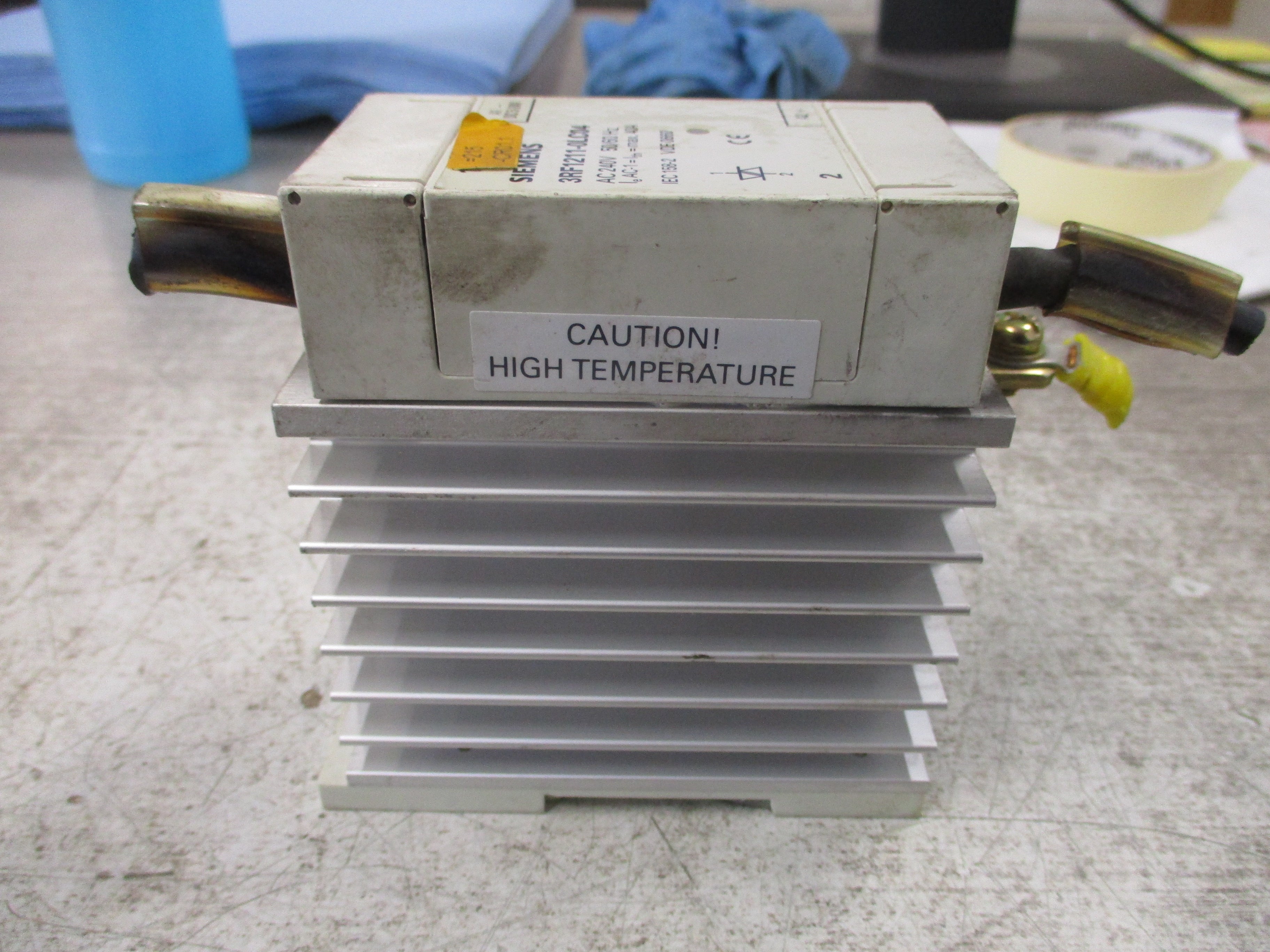Siemens Semi Conductor Contactor 3RF1211-0LC04 40A 240V 50/60Hz Used