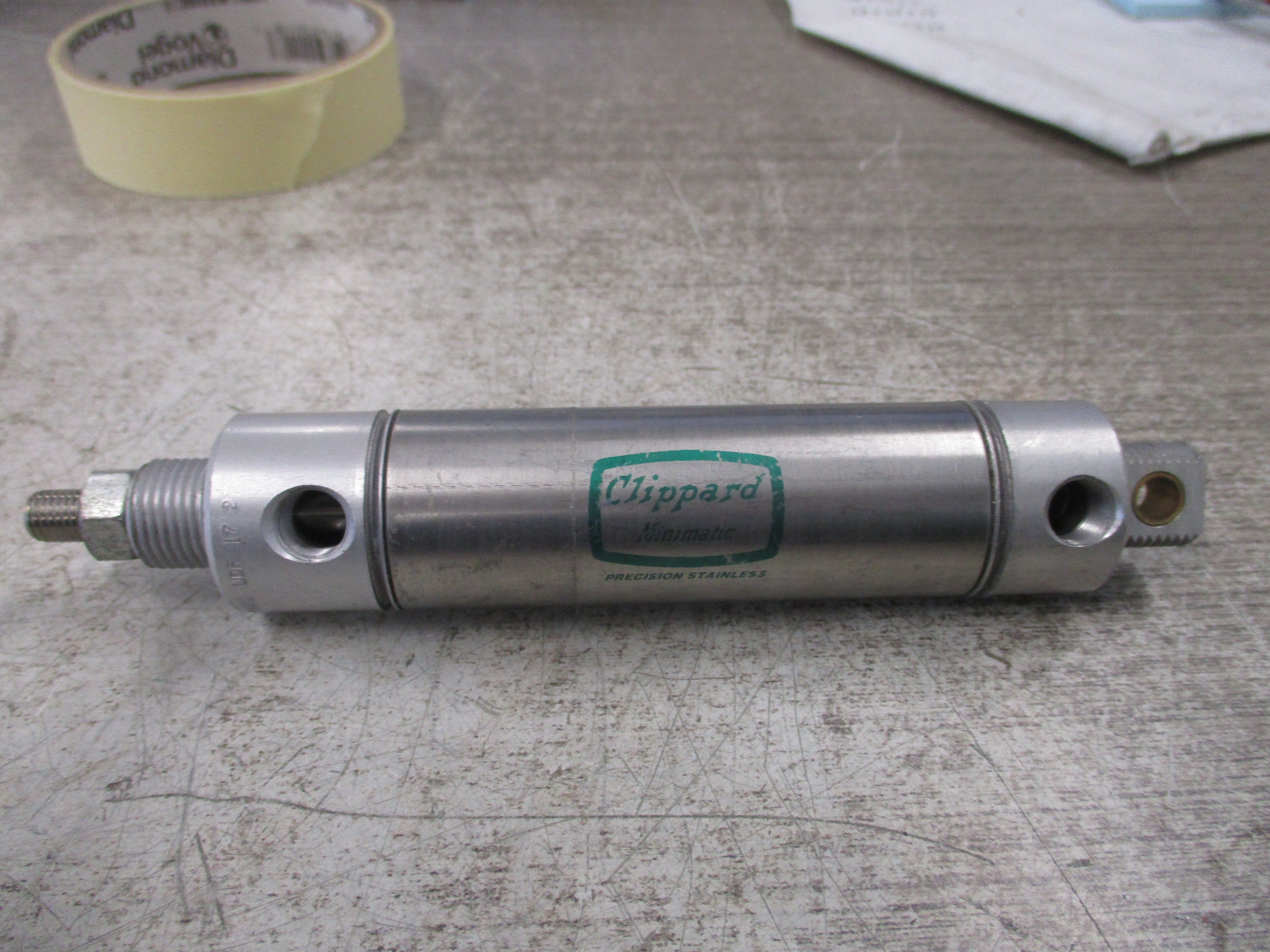 Clippard Minimatic Stainless Steel Pneumatic Cylinder UDR172 Used