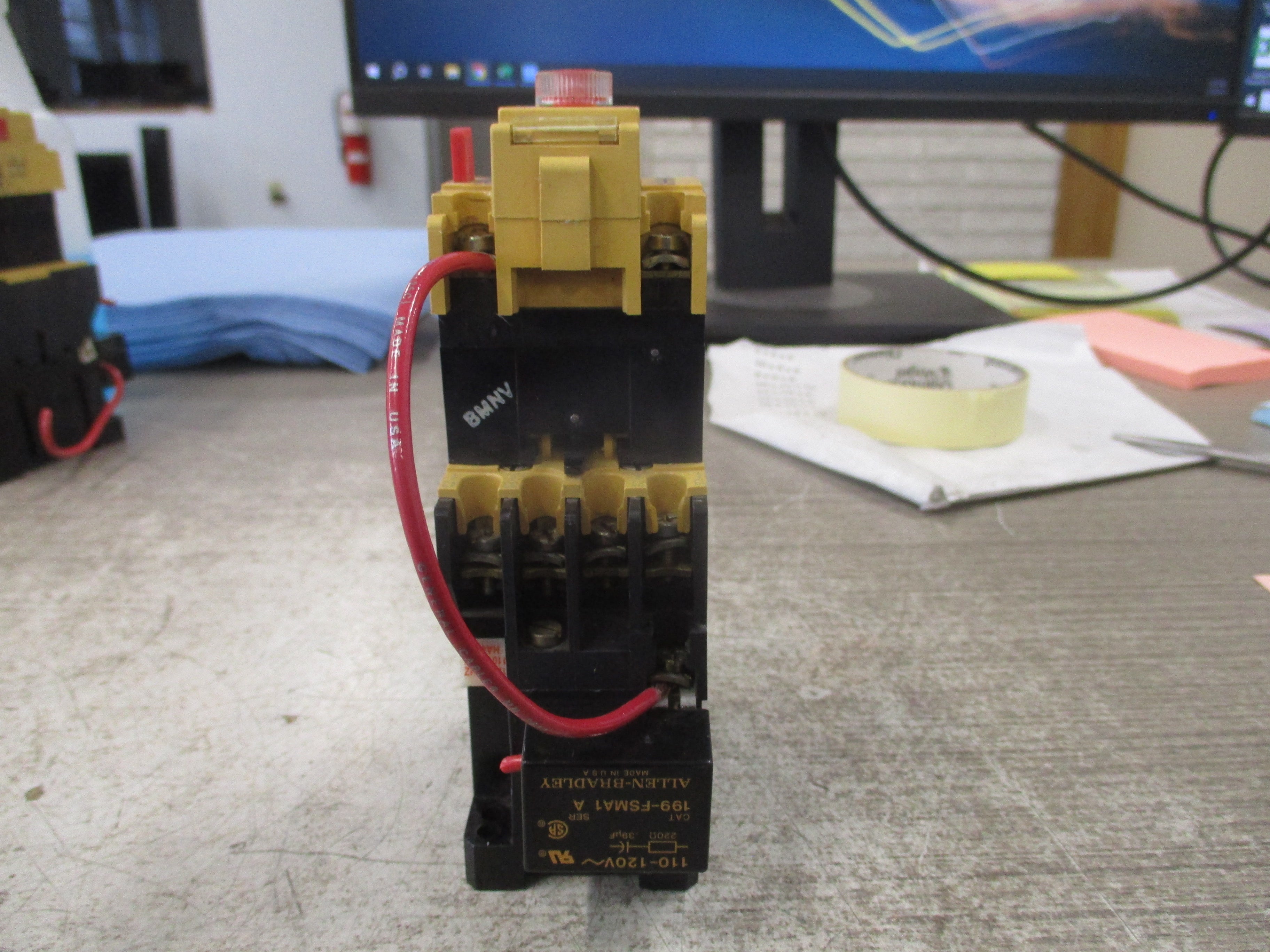 Allen-Bradley Timing Relay 196-FT B/700-F310A1 120V Coil Used
