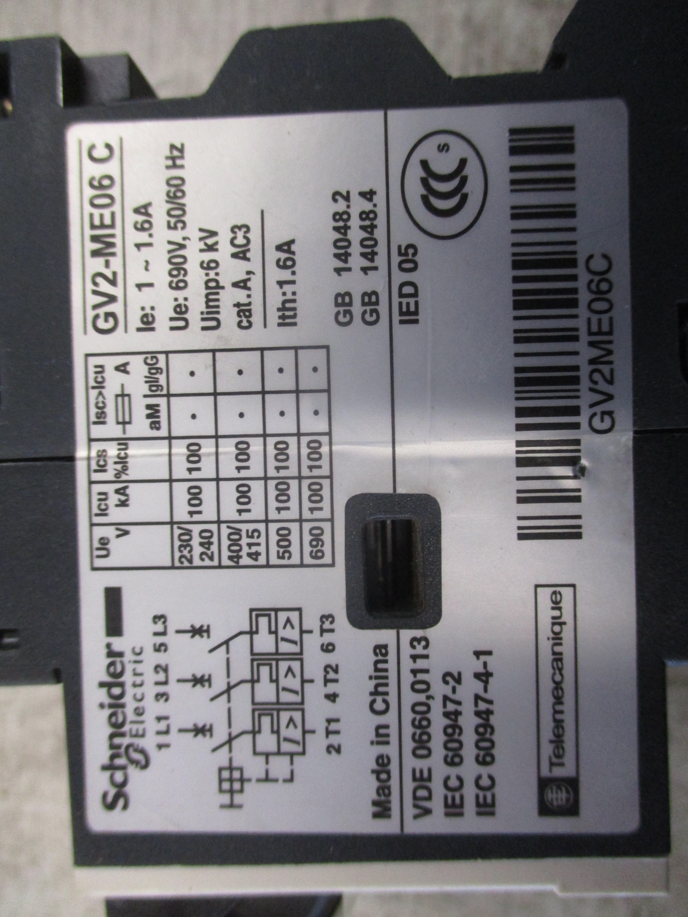 Schneider Electric Manual Starter GV2-ME06C Trip: 1-1.6A (1) Aux Contact Used