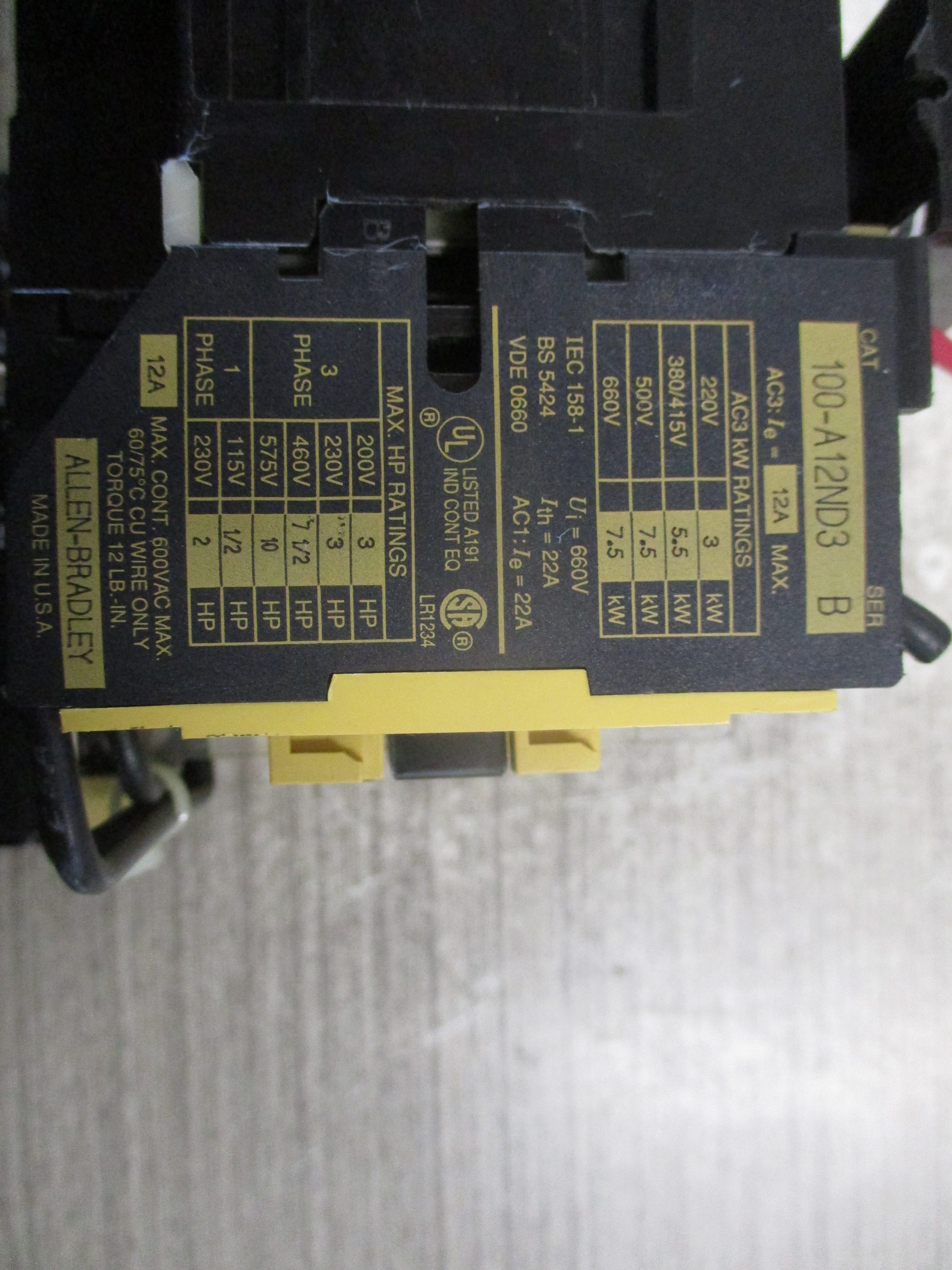 Allen-Bradley Reversing Starter 100-A12ND3/193-BSC 15 120V Coil Trip: 10-16 Used