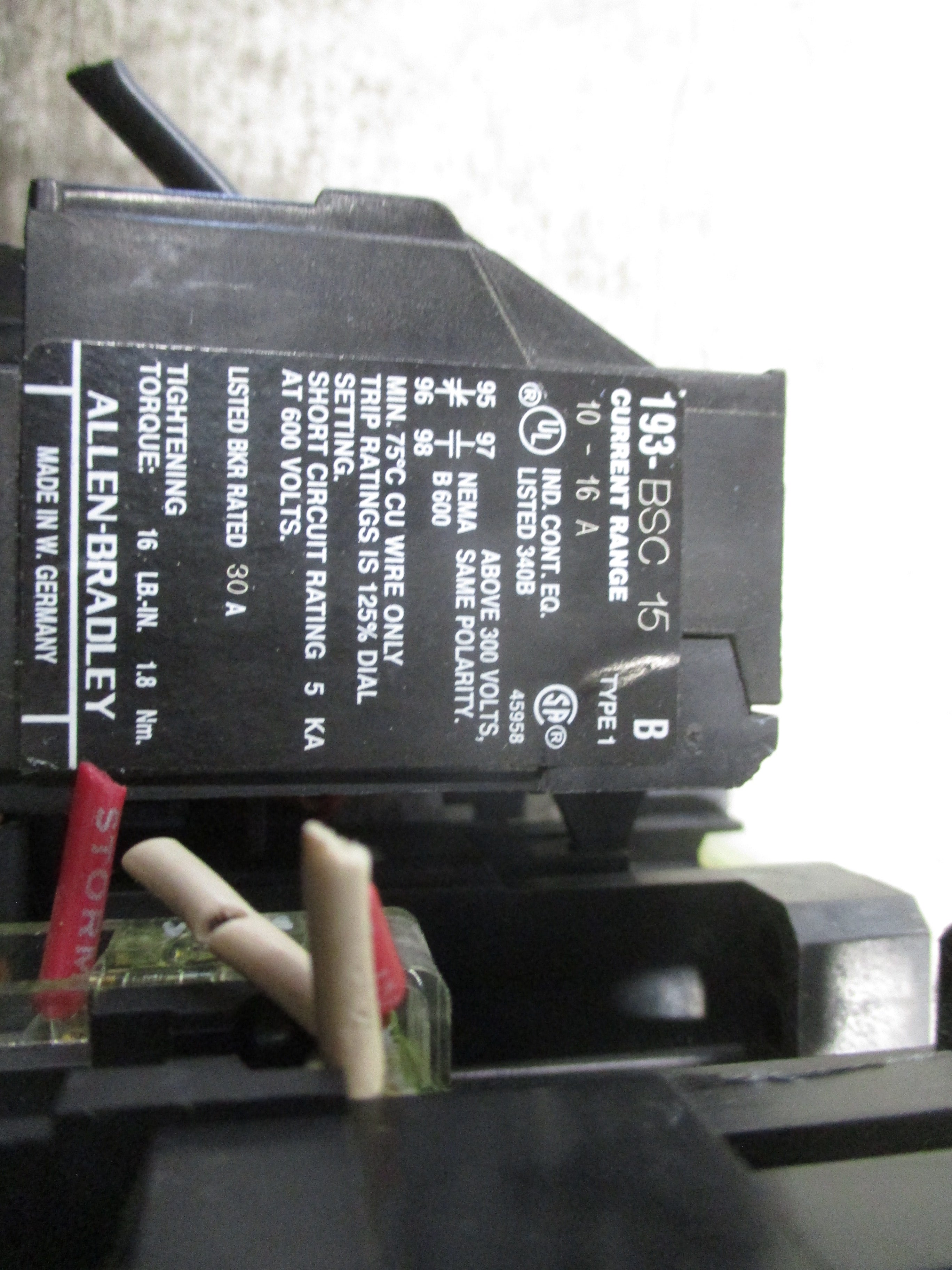 Allen-Bradley Reversing Starter 100-A12ND3/193-BSC 15 120V Coil Trip: 10-16 Used