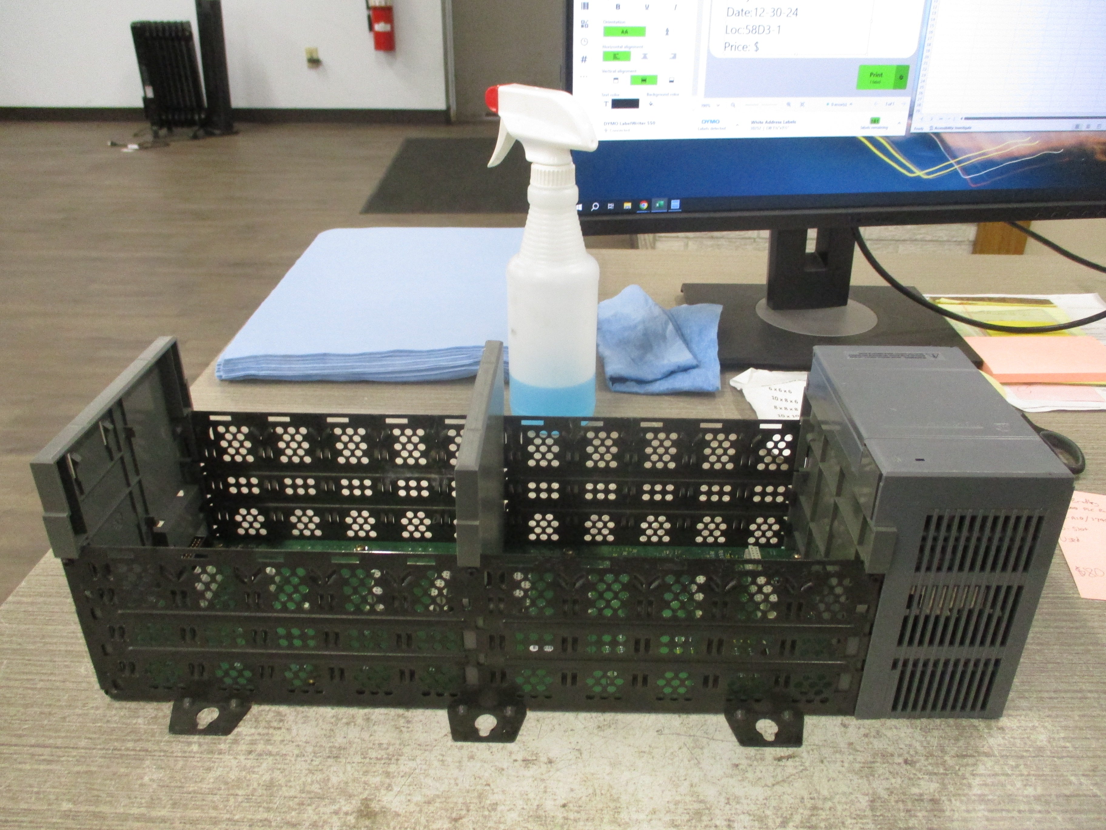 Allen-Bradley SLC 500 PLC Rack W/Power Supply 1746-A10/1746-P2 10-Slot Used
