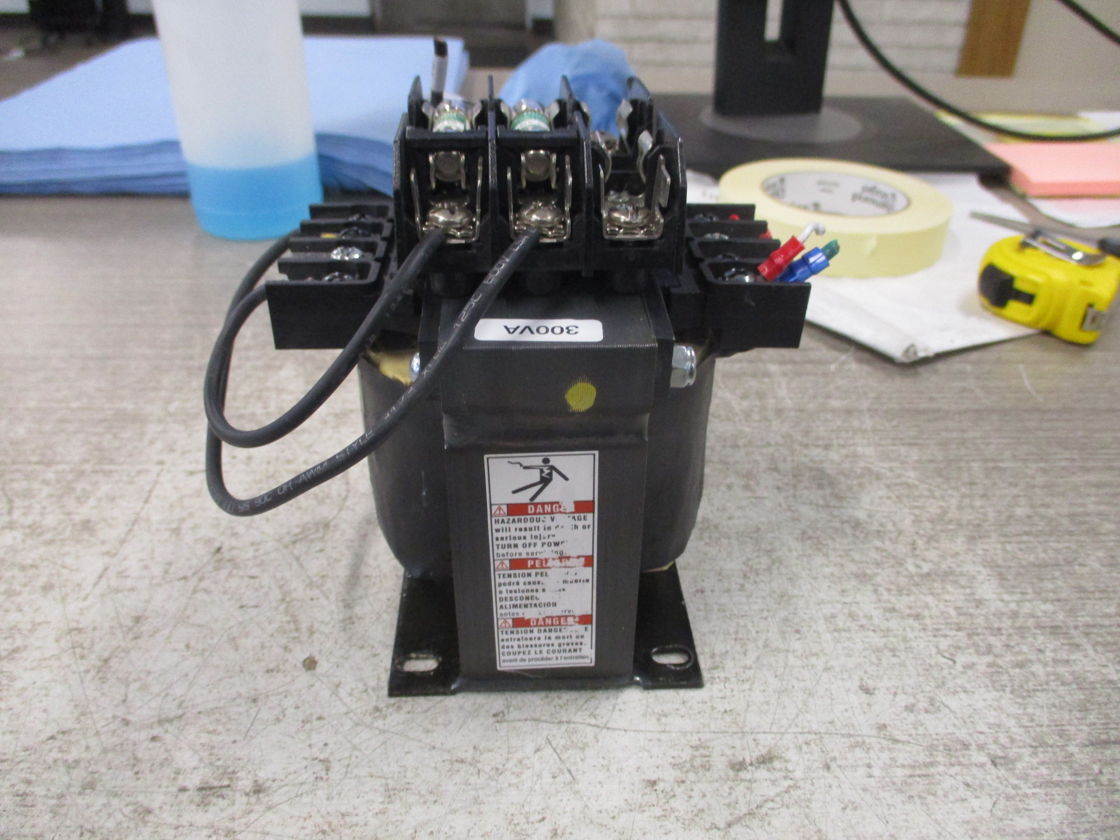 Square D Transformer 9070TF300D1 0.300KVA Pri: 240/480V Sec: 120V Used