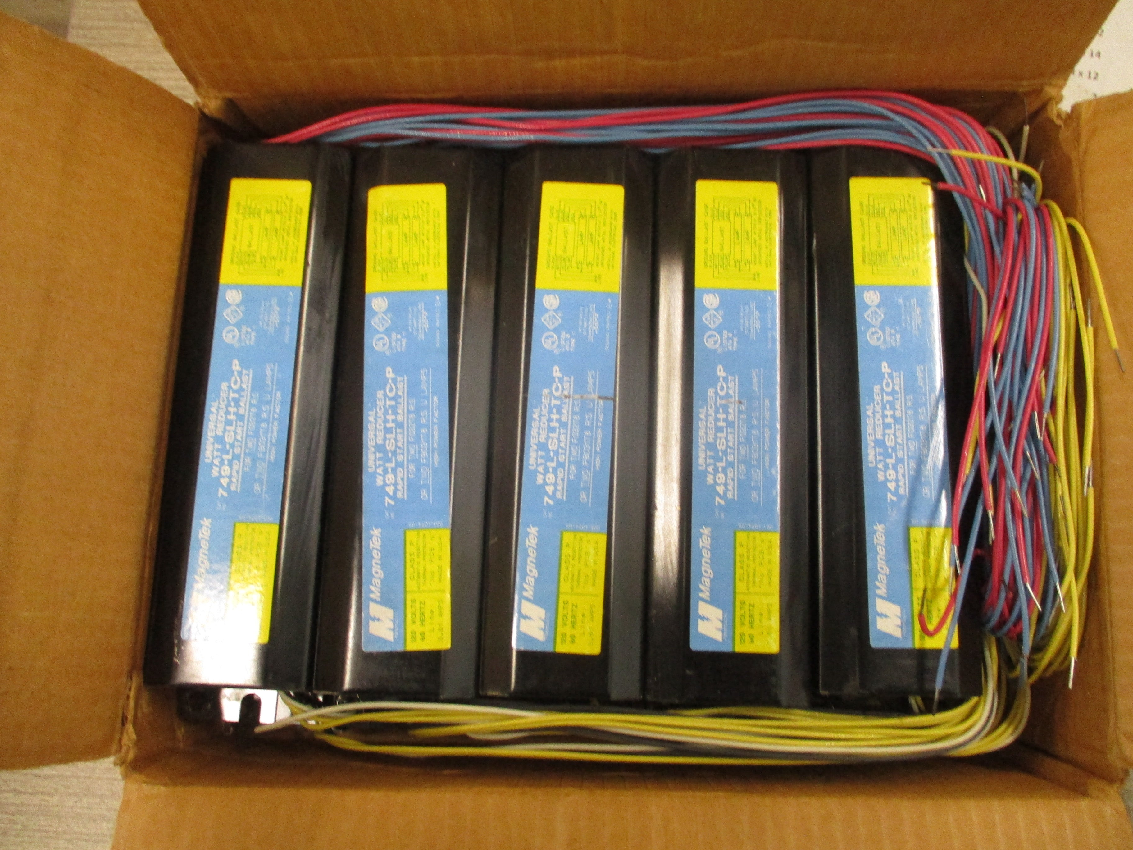 MagneTek Universal Watt Reducer Ballast 749-L-SLH-TC-P 120V 60Hz *Box of 10*