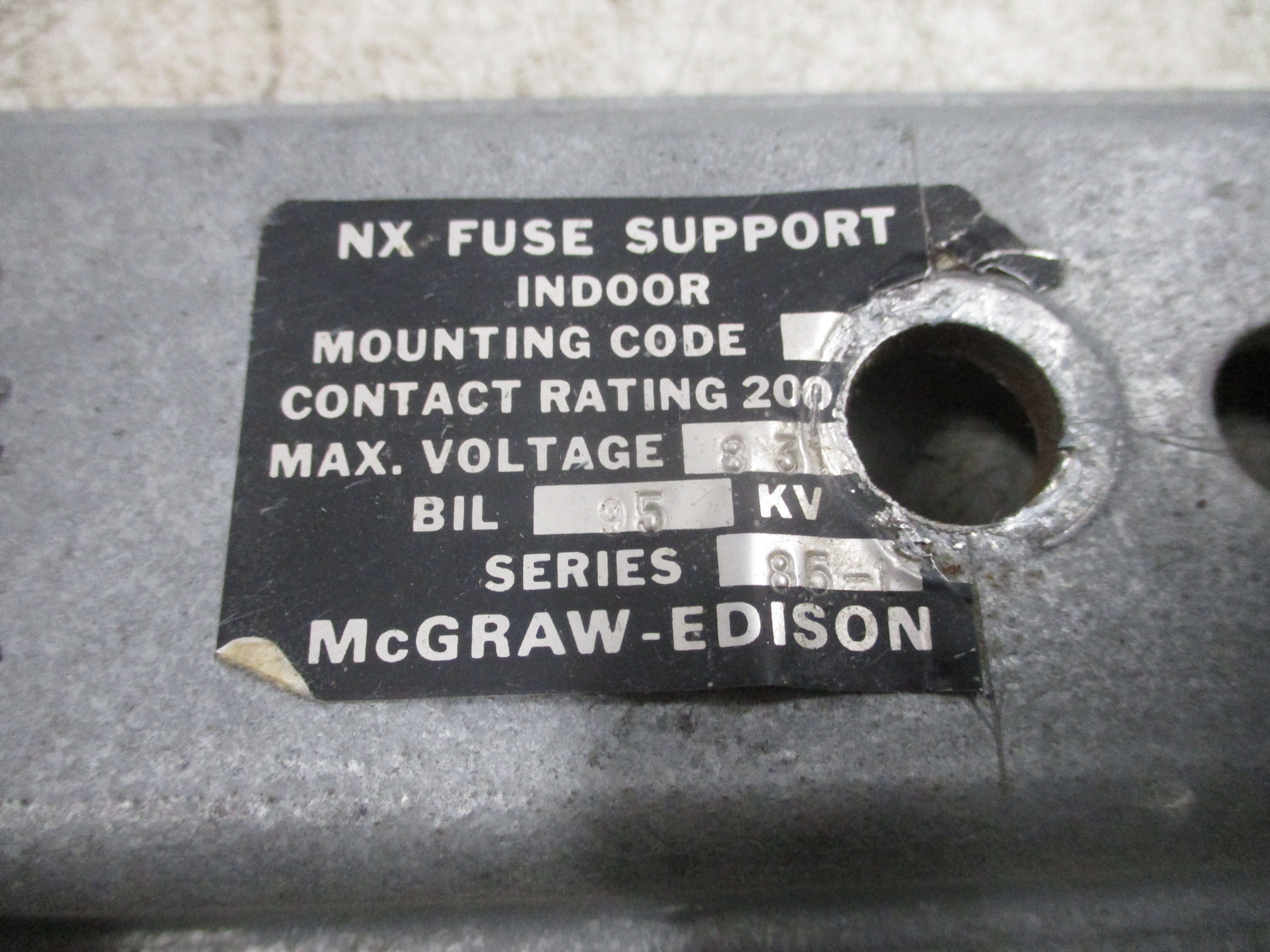 McGraw-Edison NX Fuse Support 85-1 200A 8.3KV Used