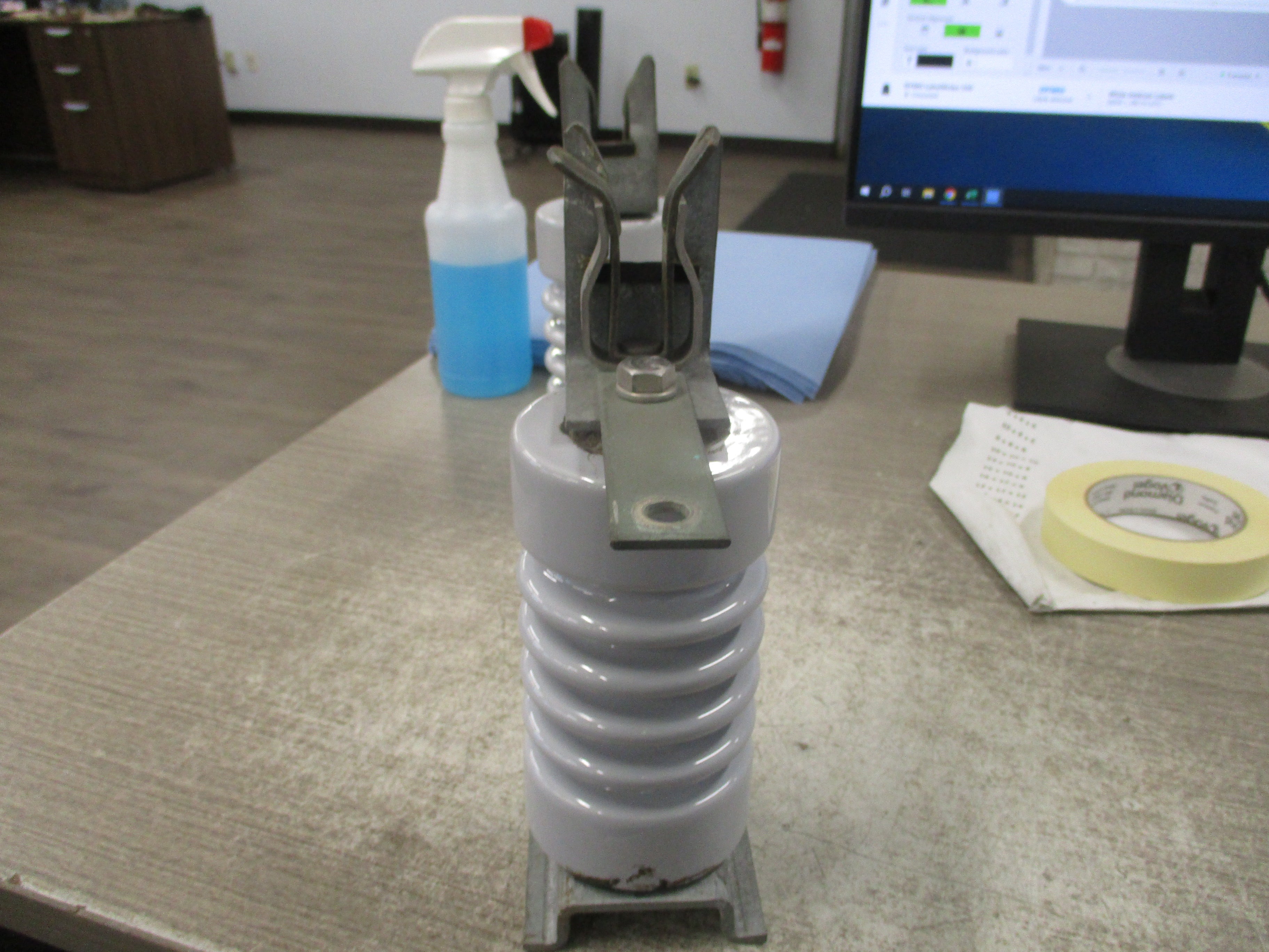 McGraw-Edison NX Fuse Support 86-4 200A 8.3KV Used