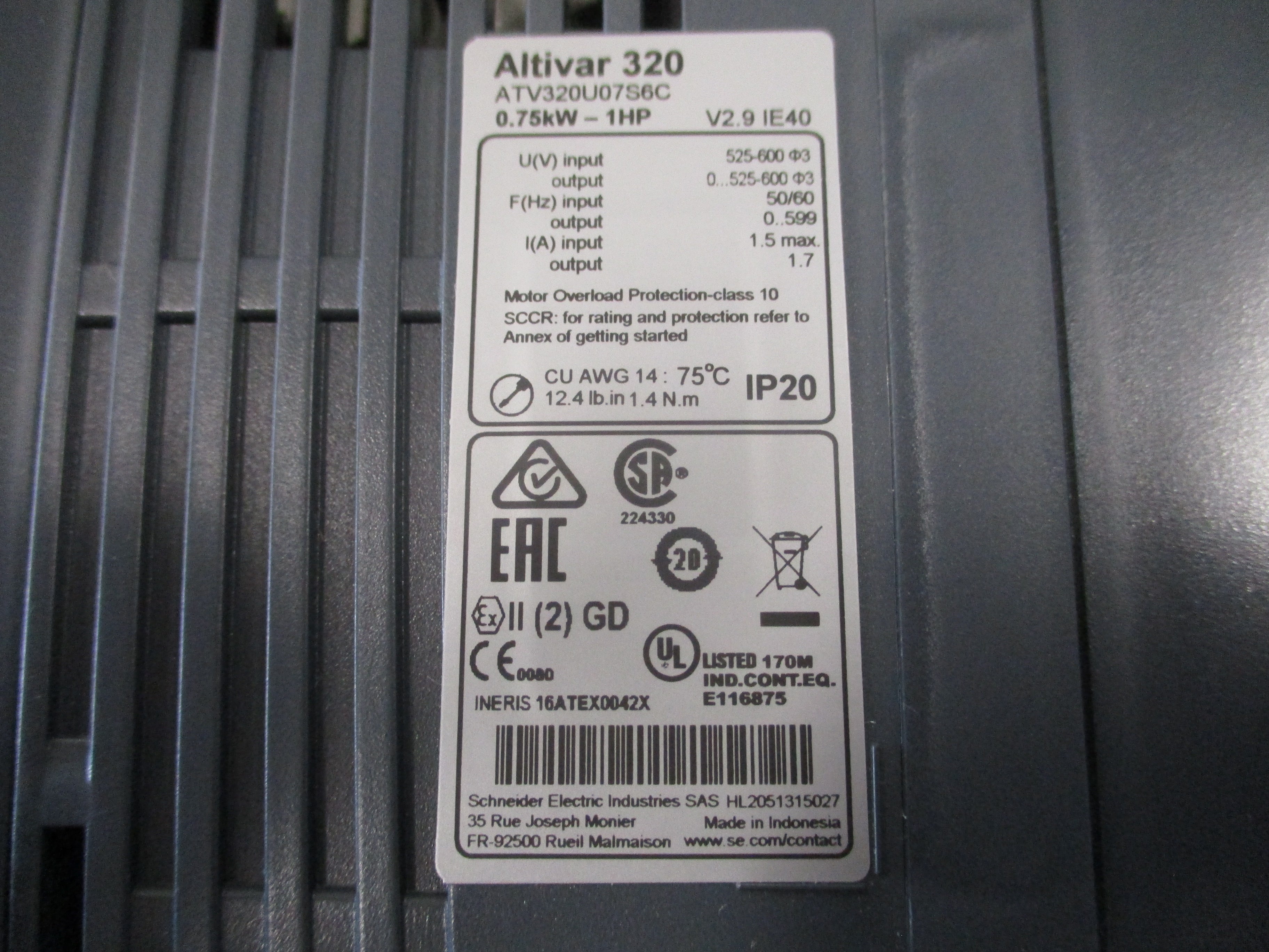 Schneider Electric Altivar AC Drive ATV320U07S6C 1HP 3Ph 525-600V 50/60Hz