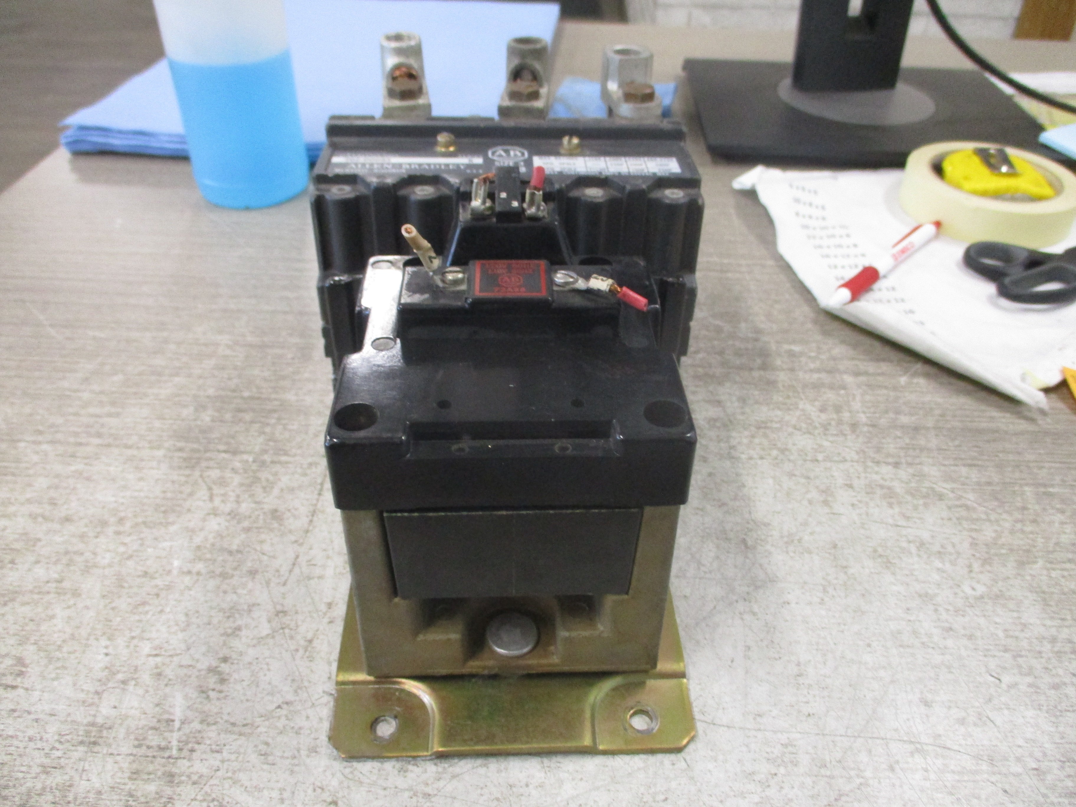 Allen-Bradley Size 3 Starter 702-DOD93 Ser. K 90A 600V 120V Coil Used