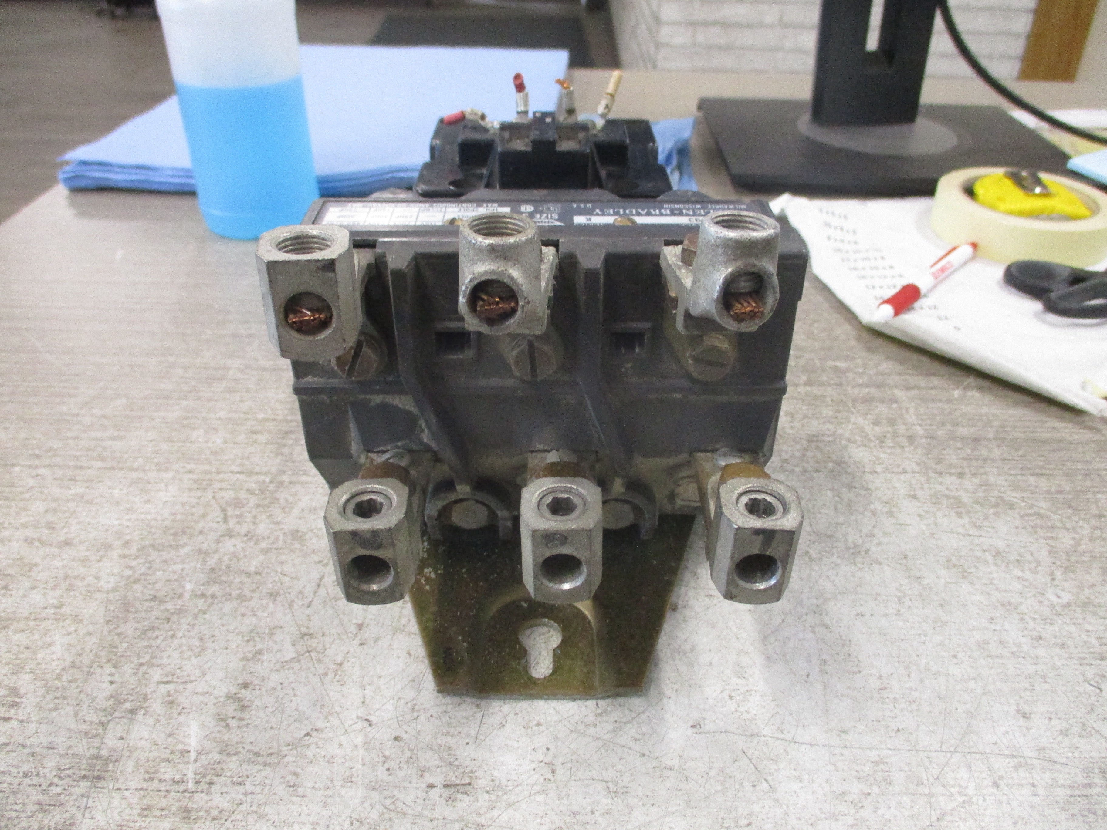 Allen-Bradley Size 3 Starter 702-DOD93 Ser. K 90A 600V 120V Coil Used
