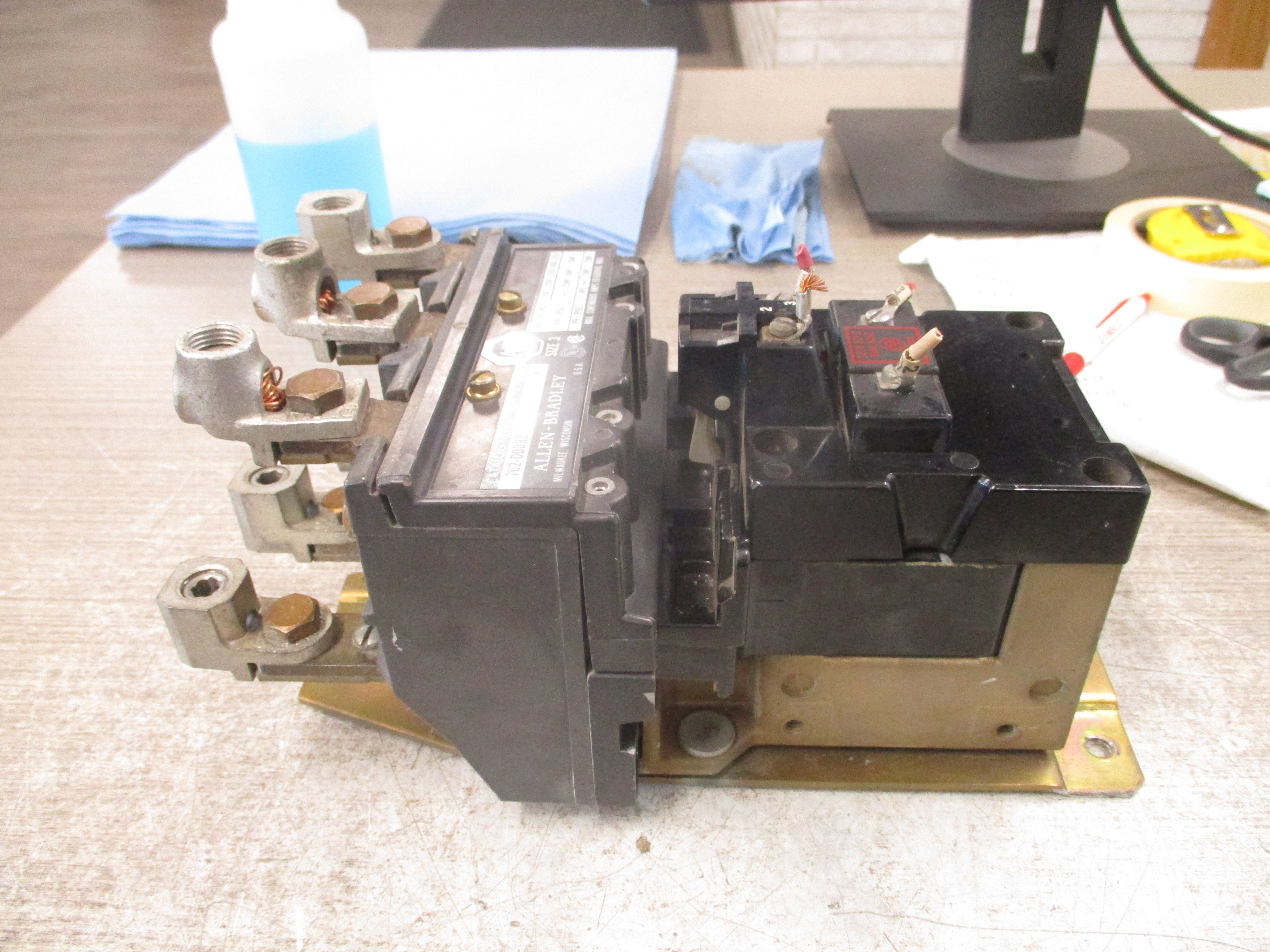 Allen-Bradley Size 3 Starter 702-DOD93 Ser. K 90A 600V 120V Coil Used
