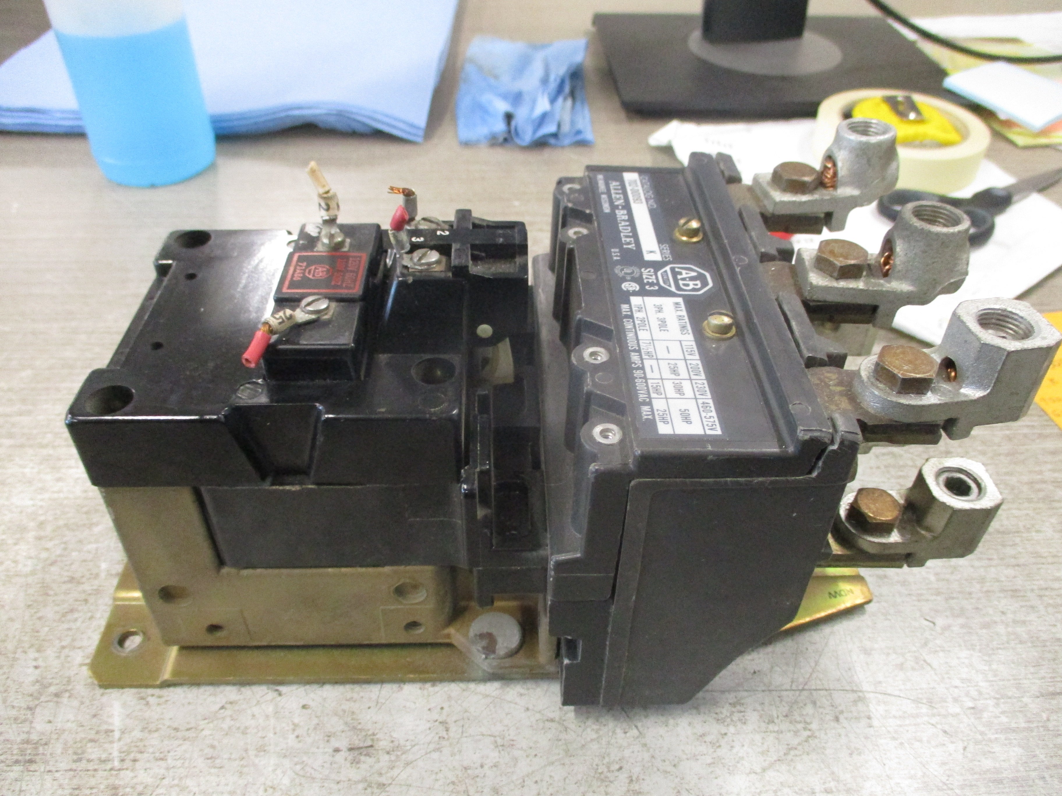 Allen-Bradley Size 3 Starter 702-DOD93 Ser. K 90A 600V 120V Coil Used