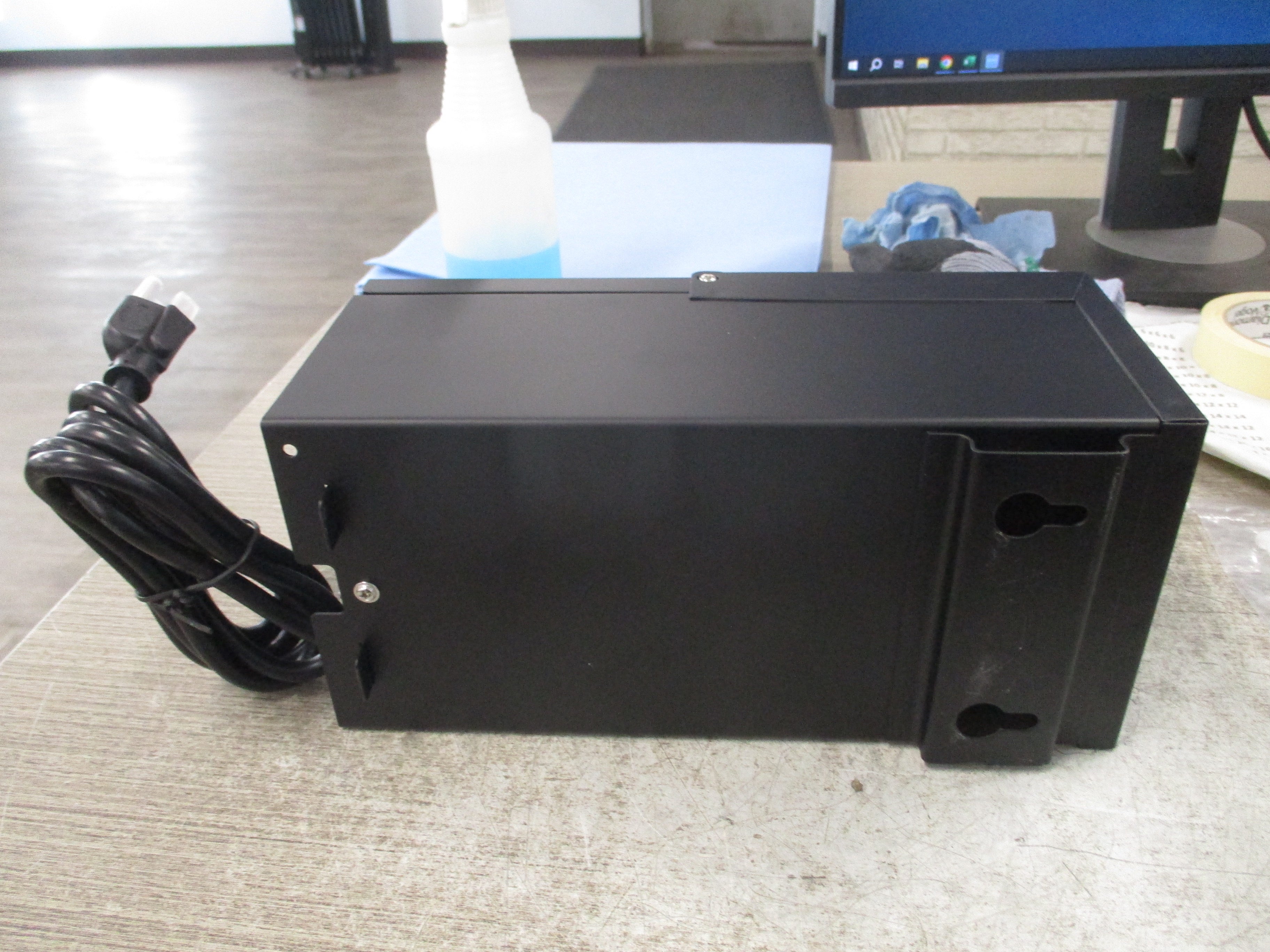 BPL Low Voltage Garden Light Transformer DA-300W-12W4-1 300VA Input: 120V 60Hz