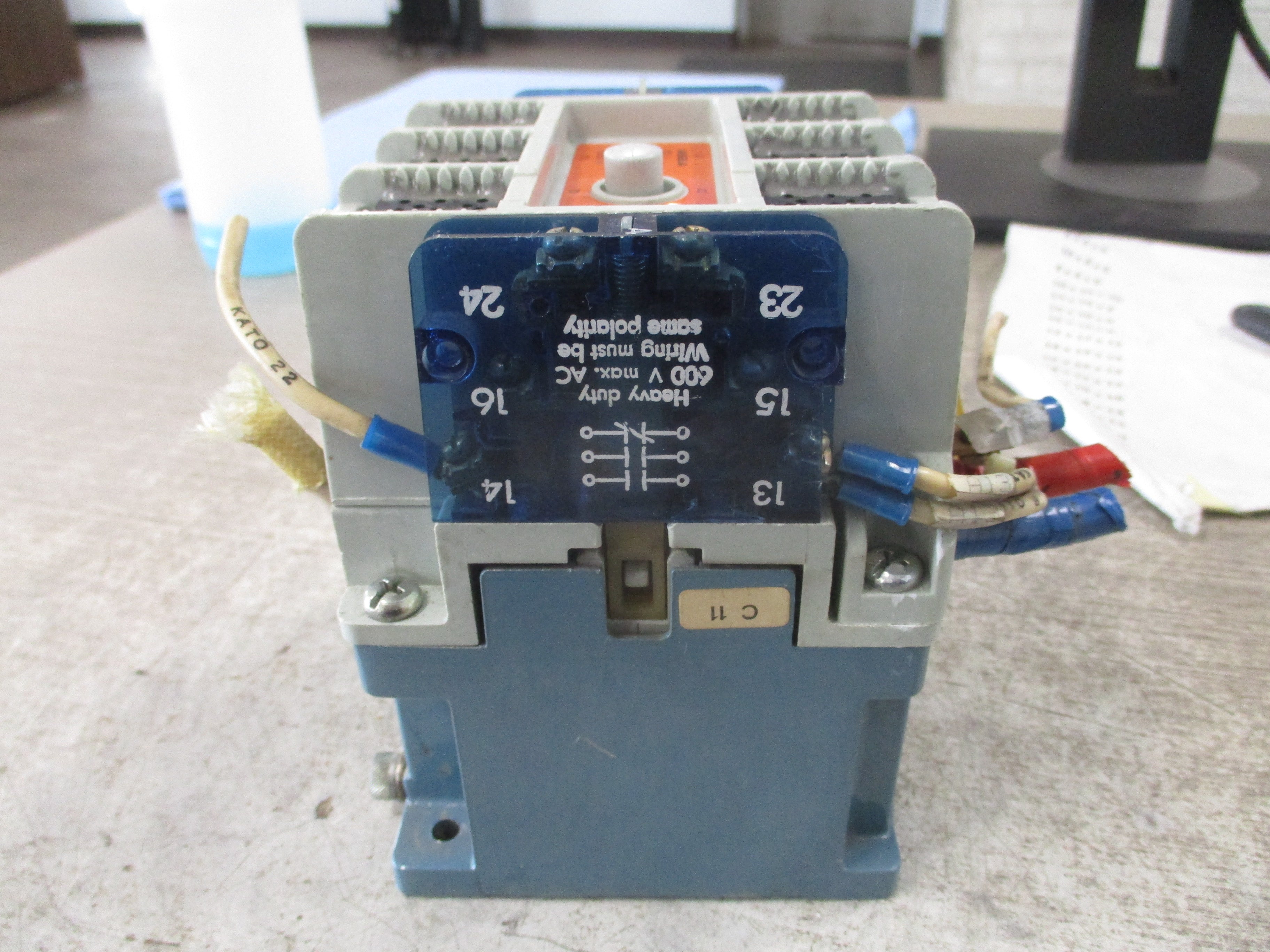 ABB SACE Tmax Breaker Disconnect T6L 800 PR222DS/P 800A 600V 3P *No Handle*