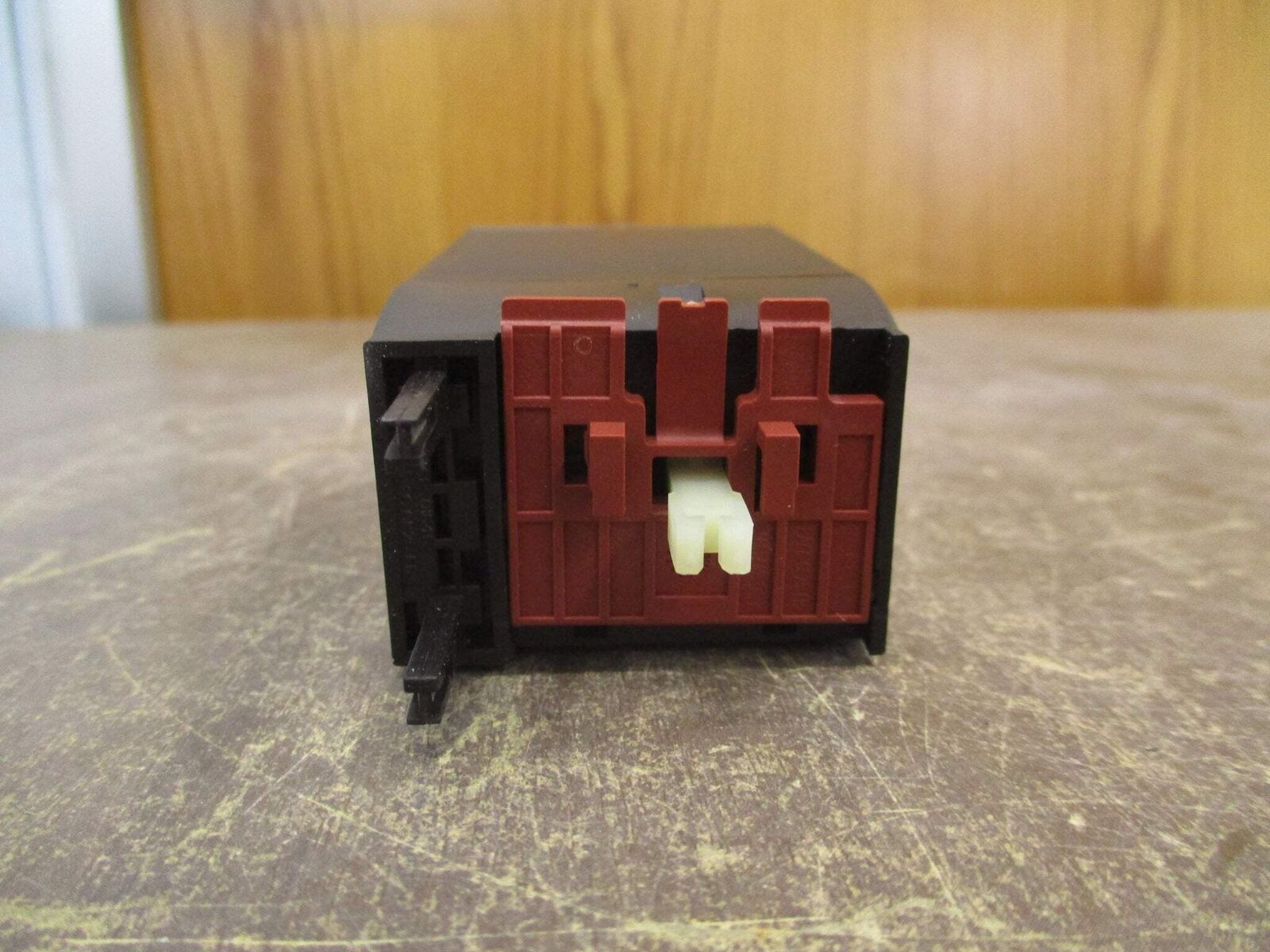 Siemens Timing Relay 3RA2812-2DW10 24-240V Range: 0.05 Sec - 100 Sec New Surplus