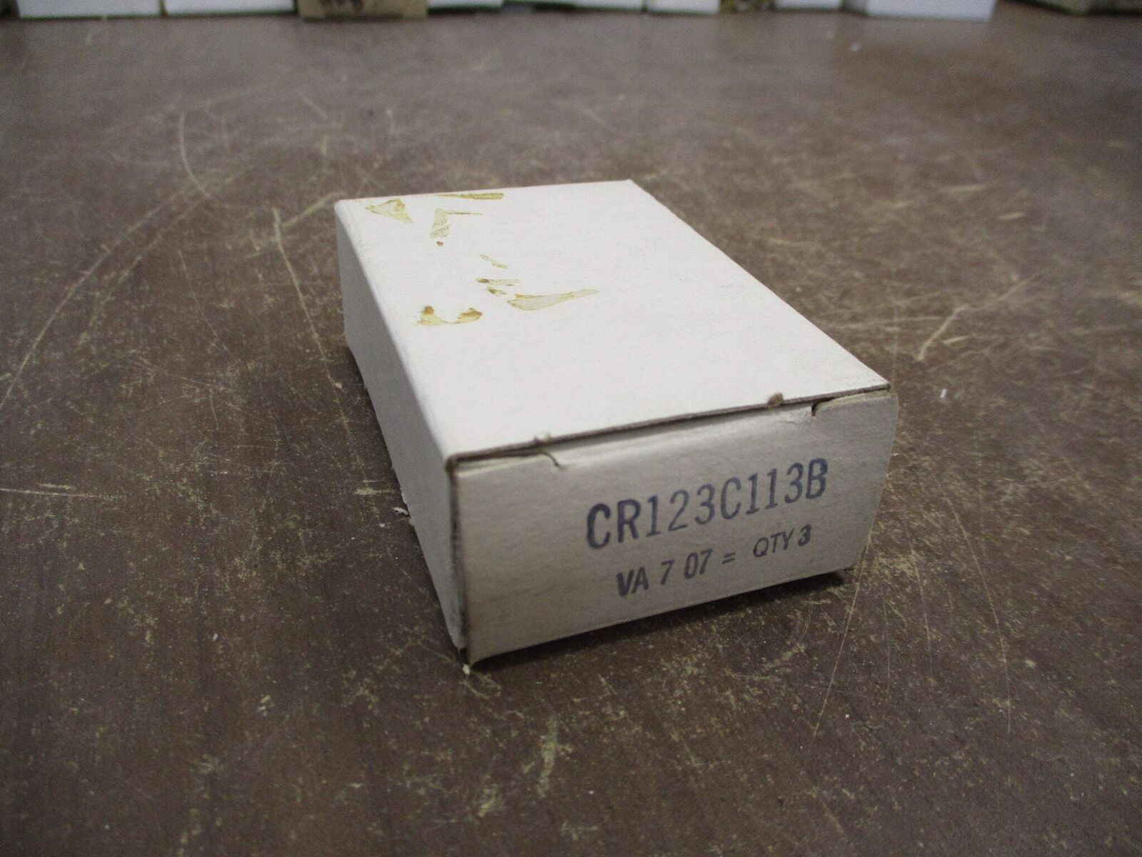 GE Heaters CR123C113B *Box of 3* New Surplus