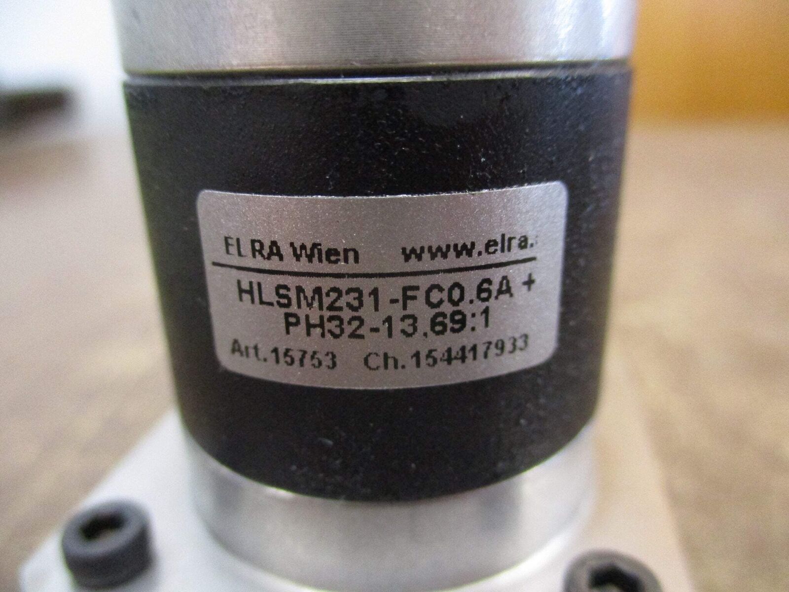 Elra Stepper Motor HLSM231-FC0.6A+PH32-13.69:1 *No Box* New Surplus