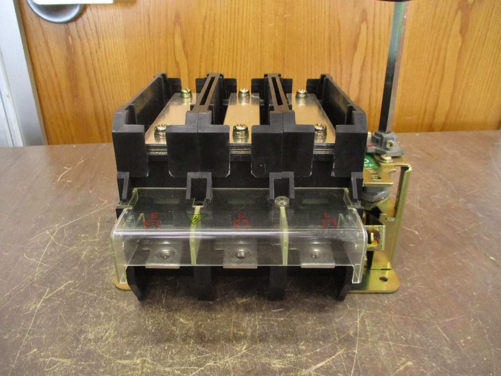 Allen-Bradley Disconnect Switch 194R-NN200P3 Ser. B 200A 600V 3P Used