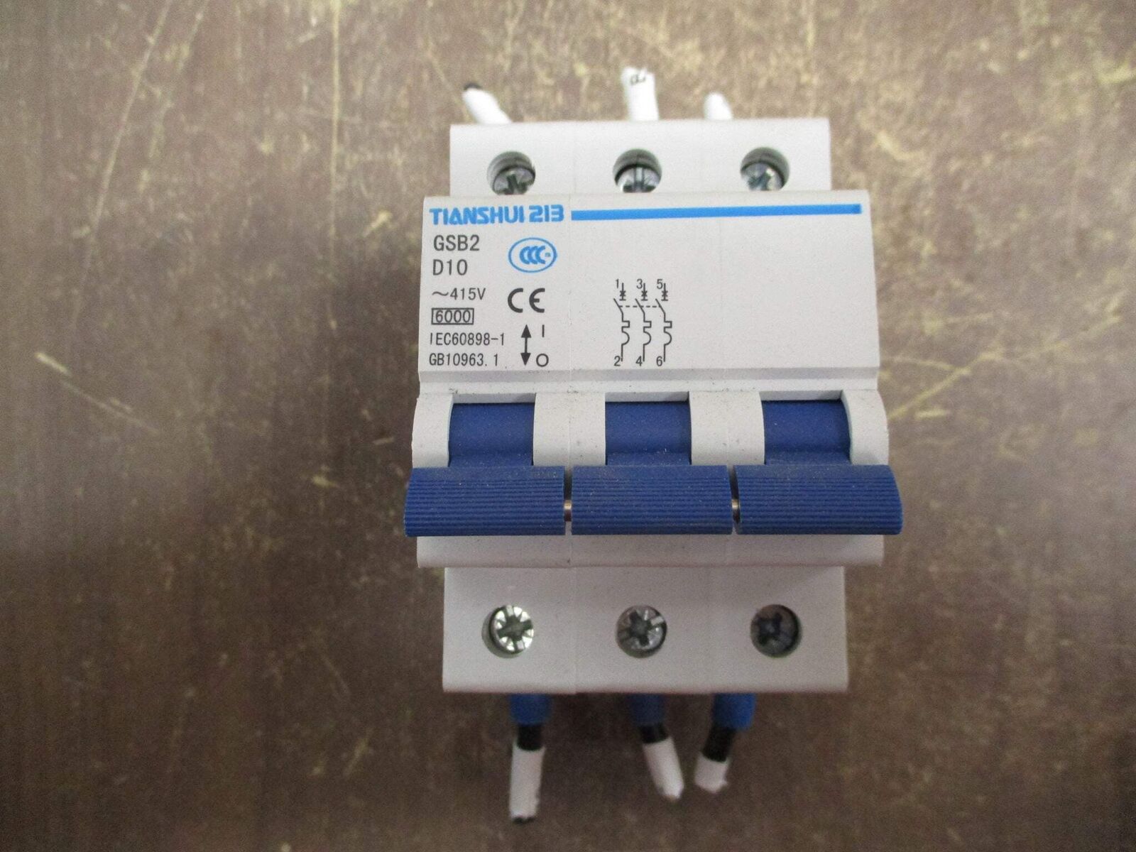 Tianshui 213 Circuit Breaker GSB2 D10 10A 415V 3P Used