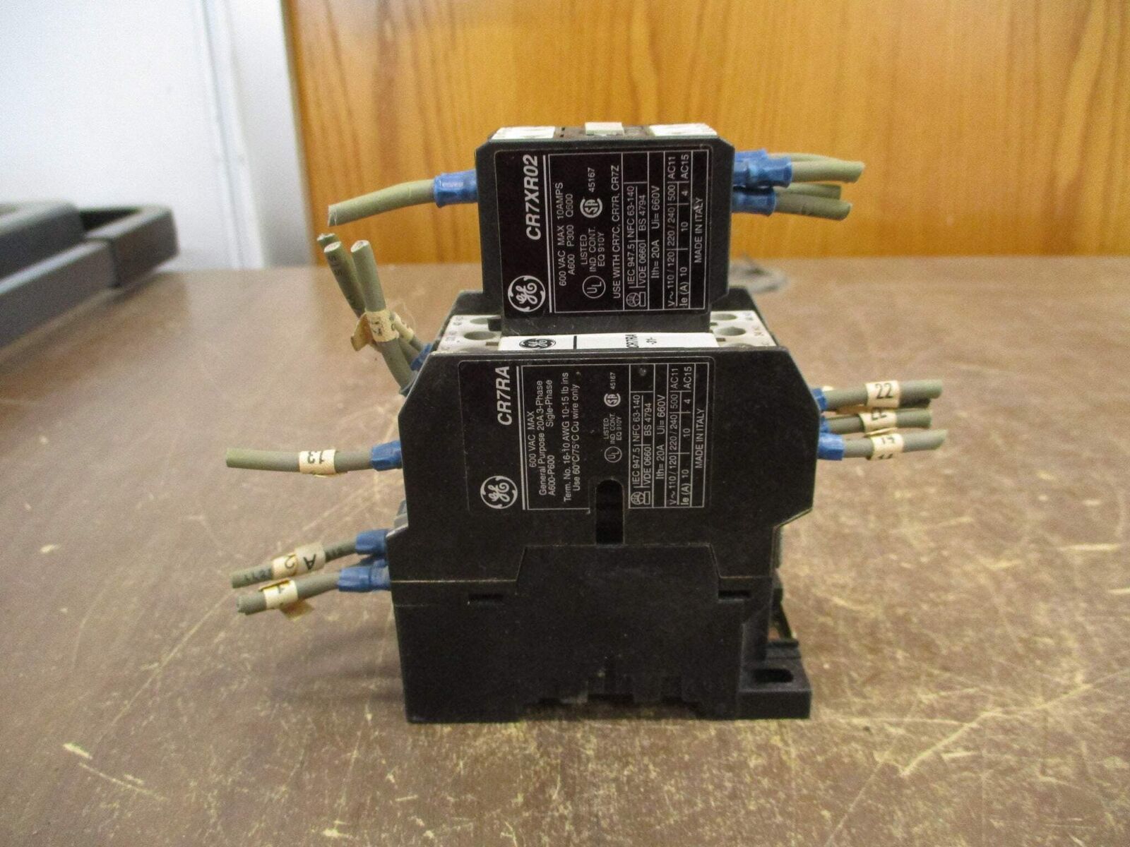 GE Contactor CR7RA 120V Coil 20A 600V w/Aux Contact Block Used
