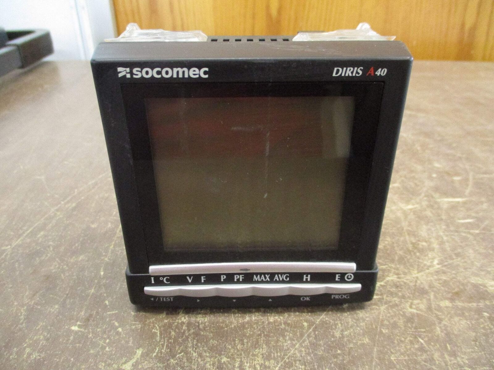 Socomec DIRIS A40 Multifunction Meter 48250201 w/ (4) Mounts Used