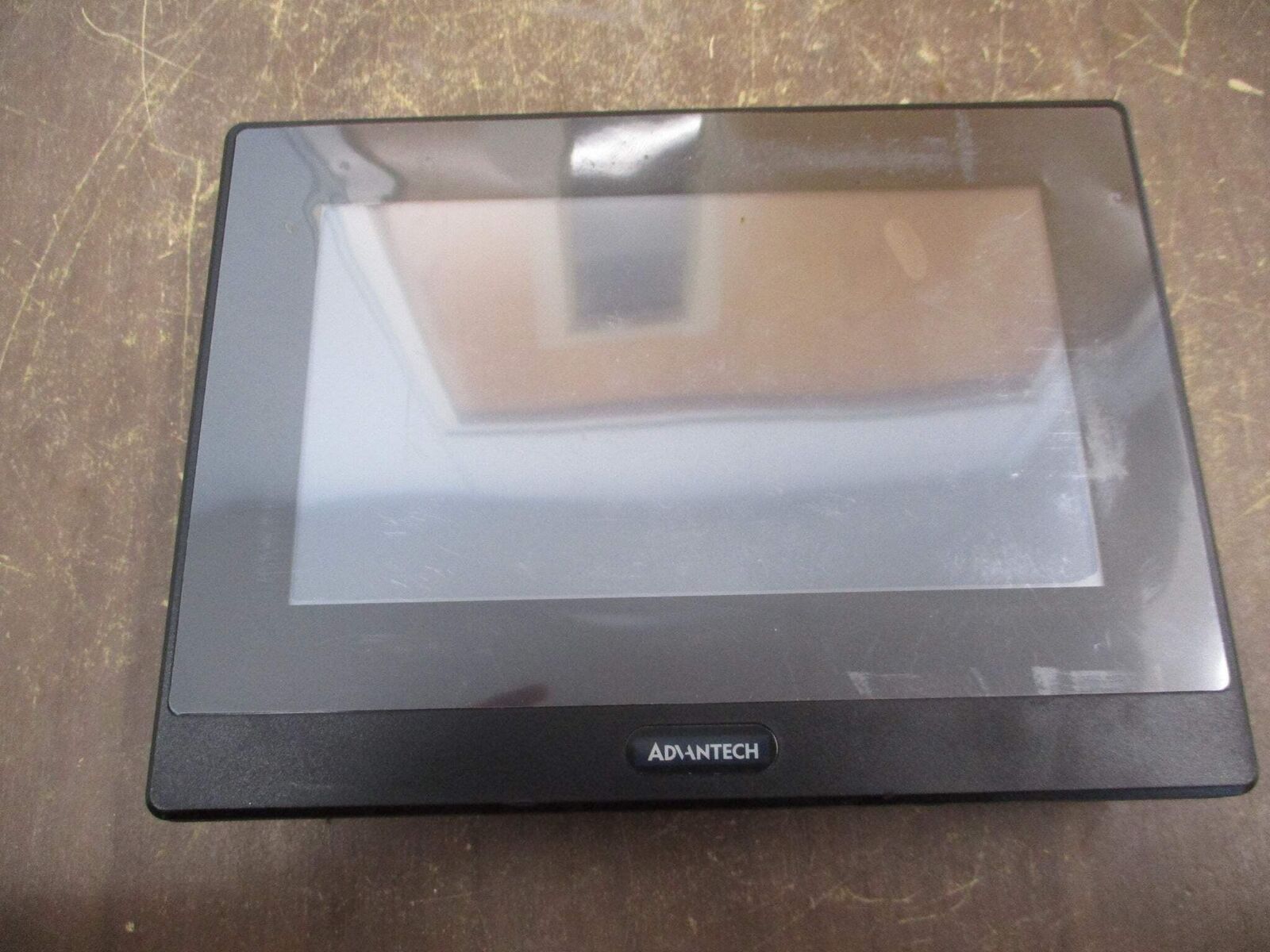 Advantech Operator Panel WOP-2070K-S1AE 24VDC 0.6A *No Mounts* Used