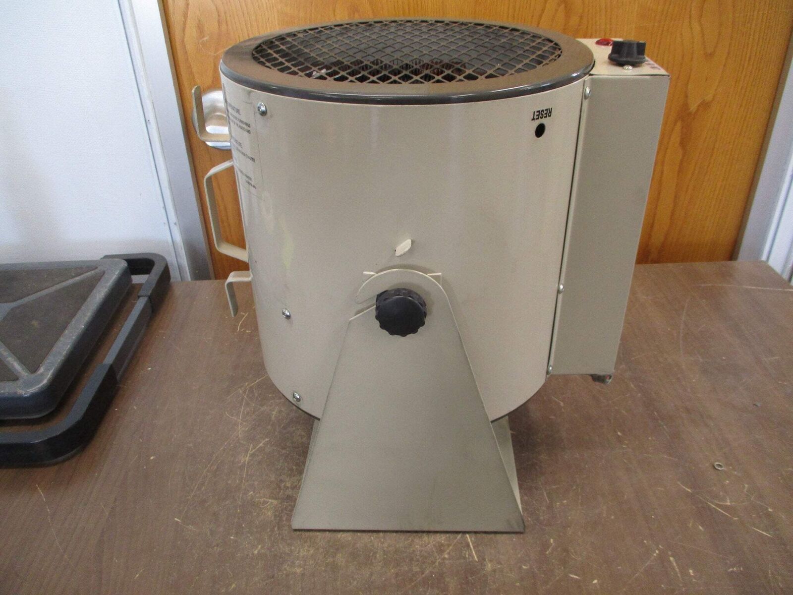 TPI Fan-Forced Portable Heater HF686TC 240/208V 60Hz 5600/4200W Used