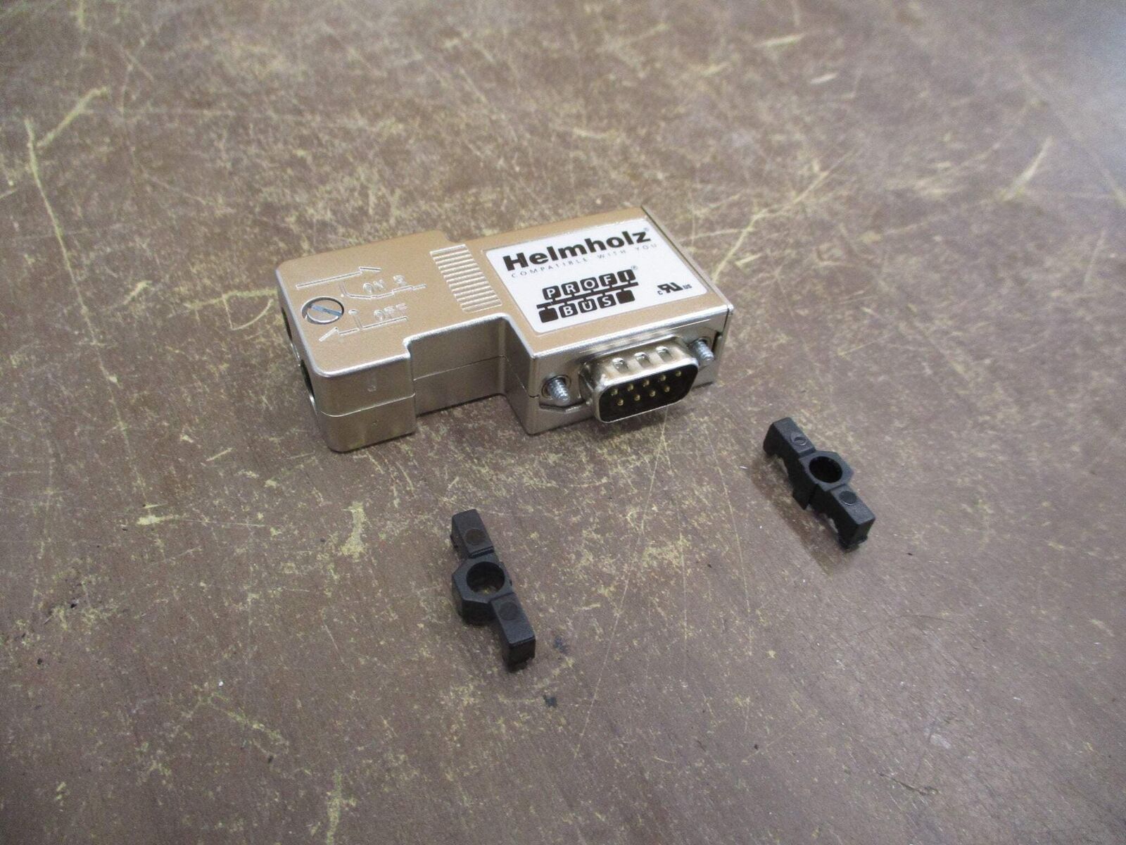 Helmholz Profibus Connector 700-972-0BB12 90° New Surplus