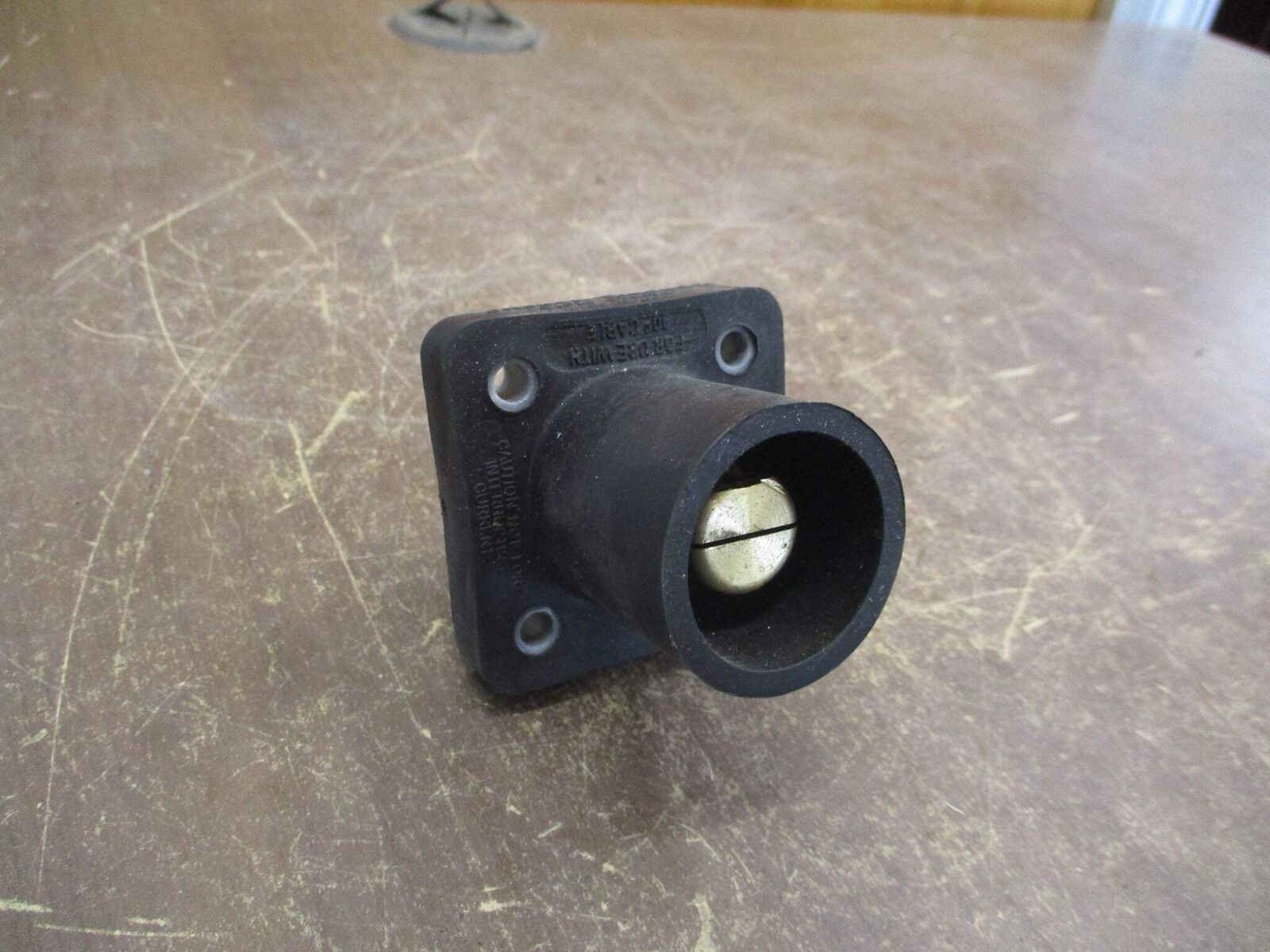 Crouse-Hinds CAM-LOK Connector E1016 *No Box* New Surplus