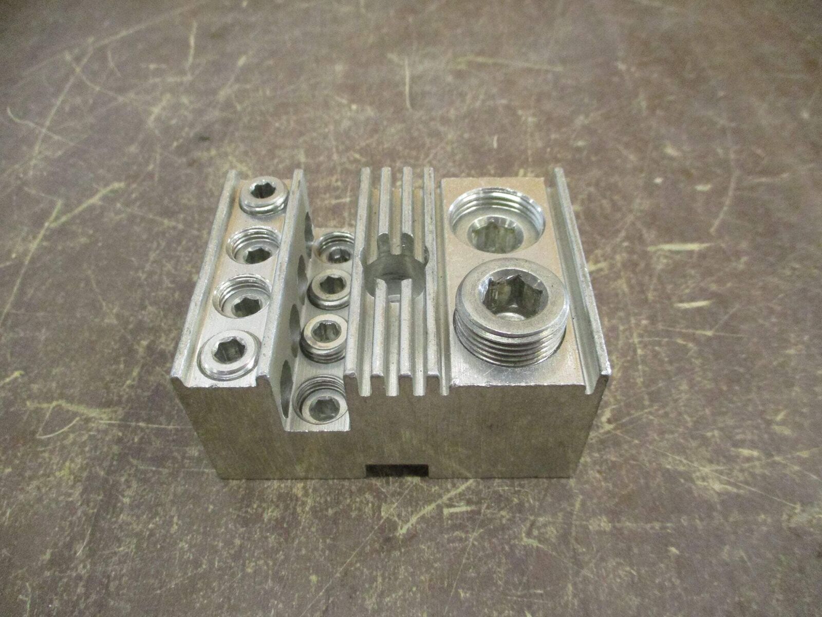 Marathon Terminal Lug 97730 Used