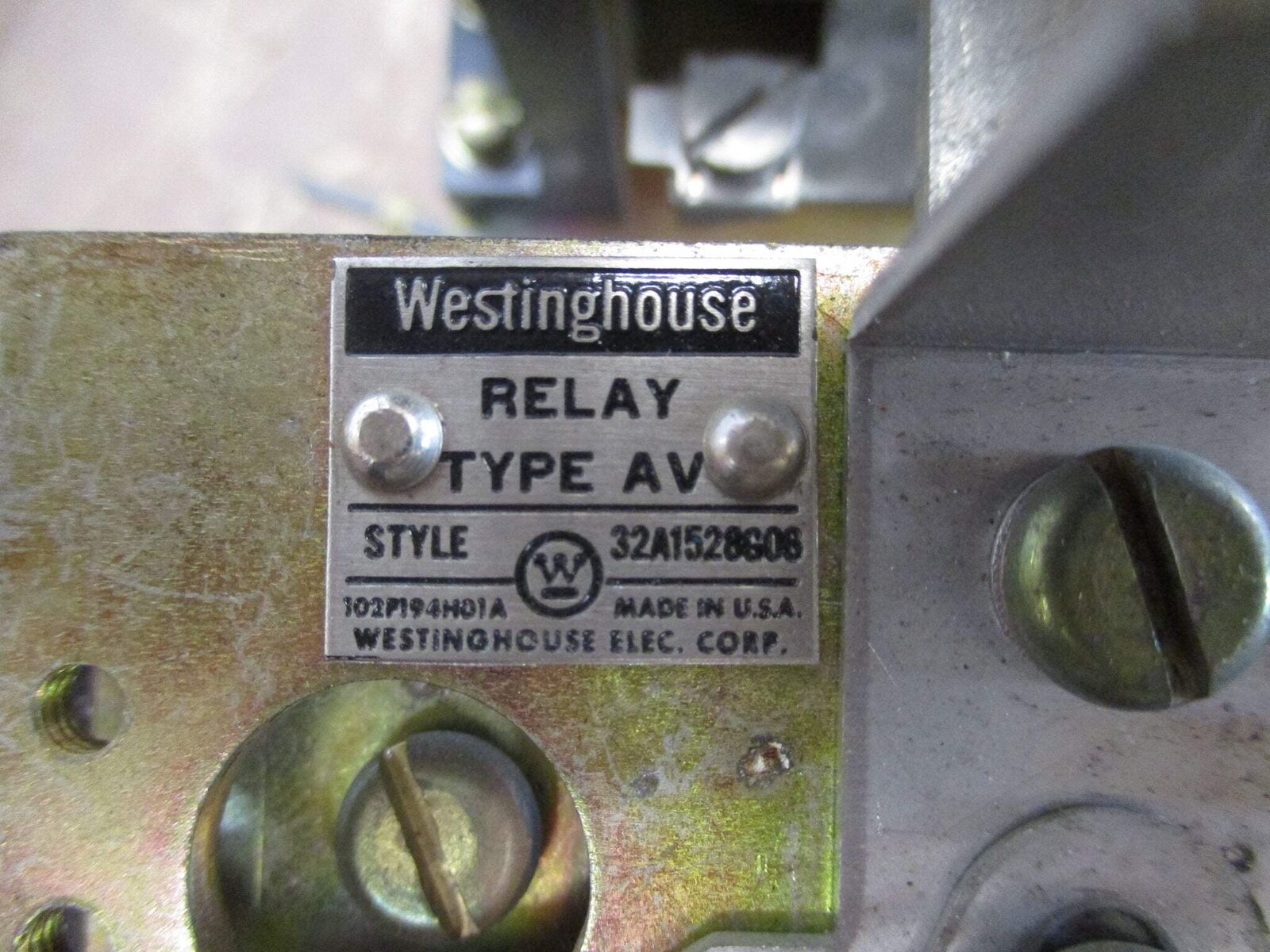 Westinghouse Type AV Relay 32A1528G06 Used