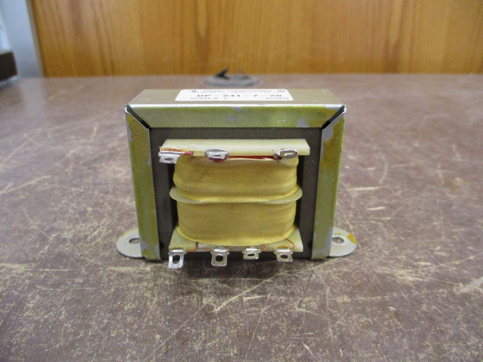 Signal Transformer Transformer DP-241-7-20 Used